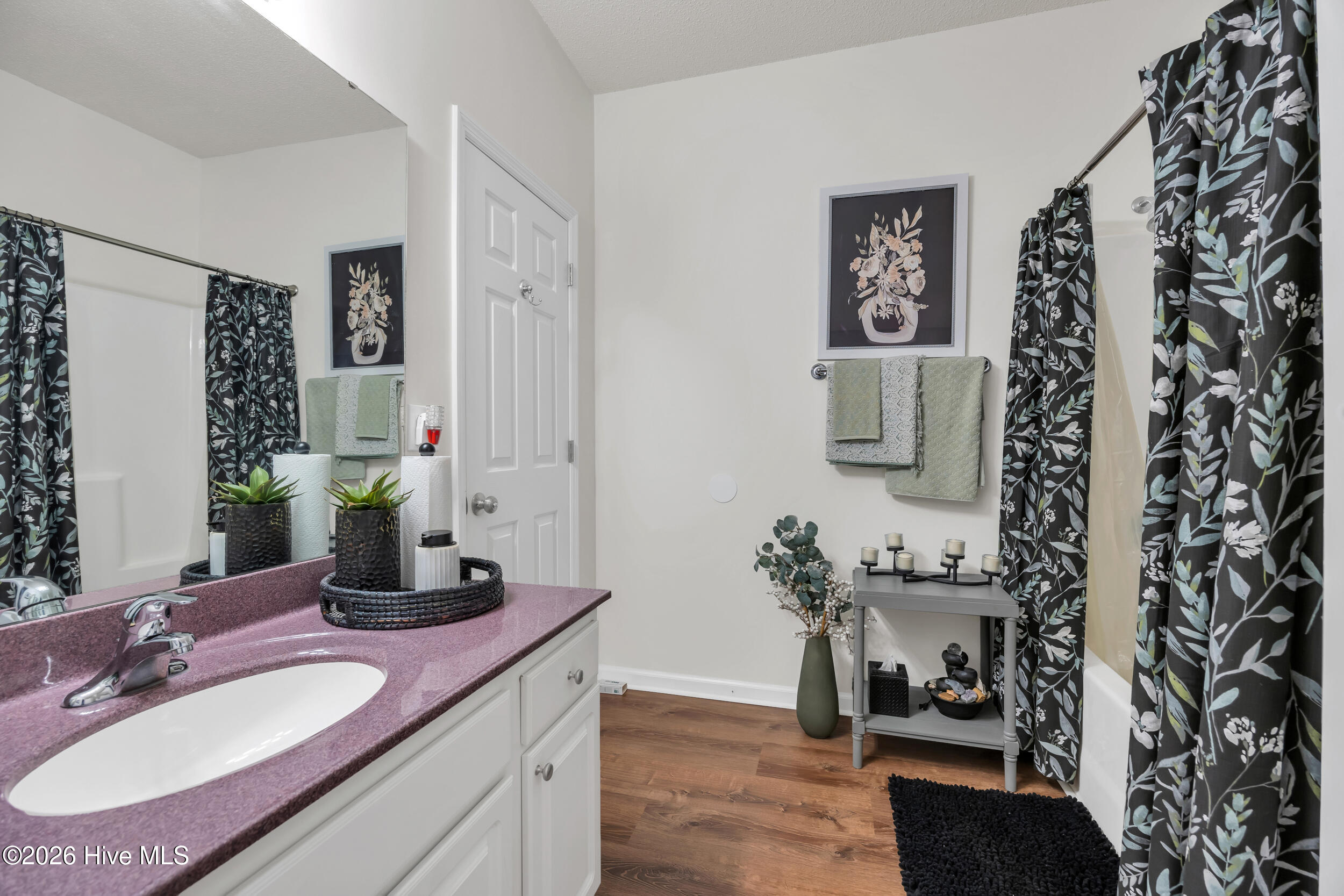6309 Sweetwater Boulevard Property Photo 6