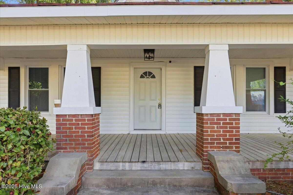 511 S Pine Street Property Photo 3