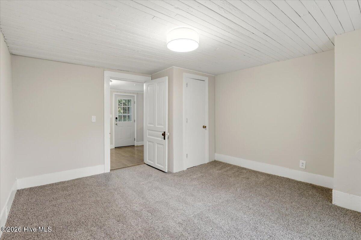 511 S Pine Street Property Photo 21