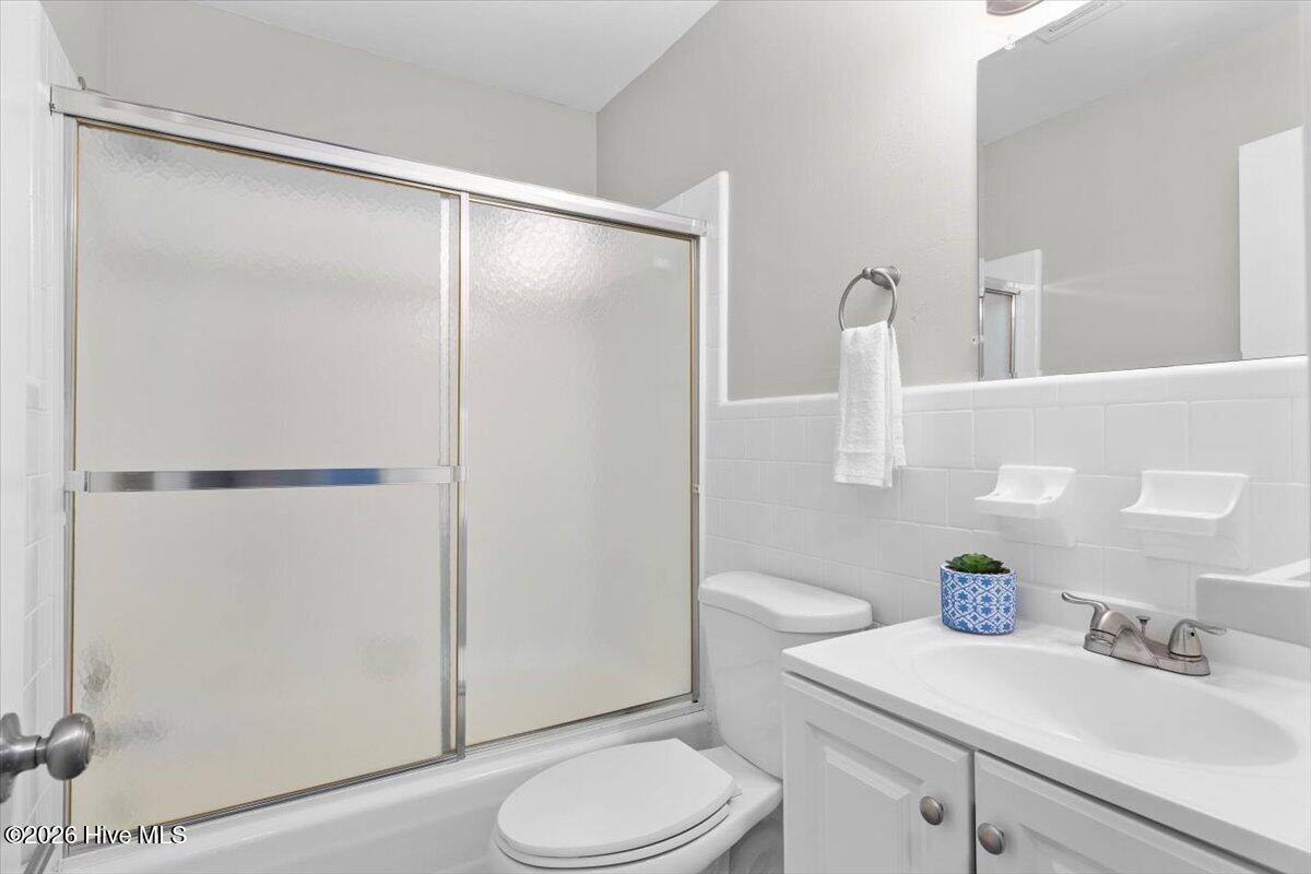 207 S Englewood Drive Property Photo 17