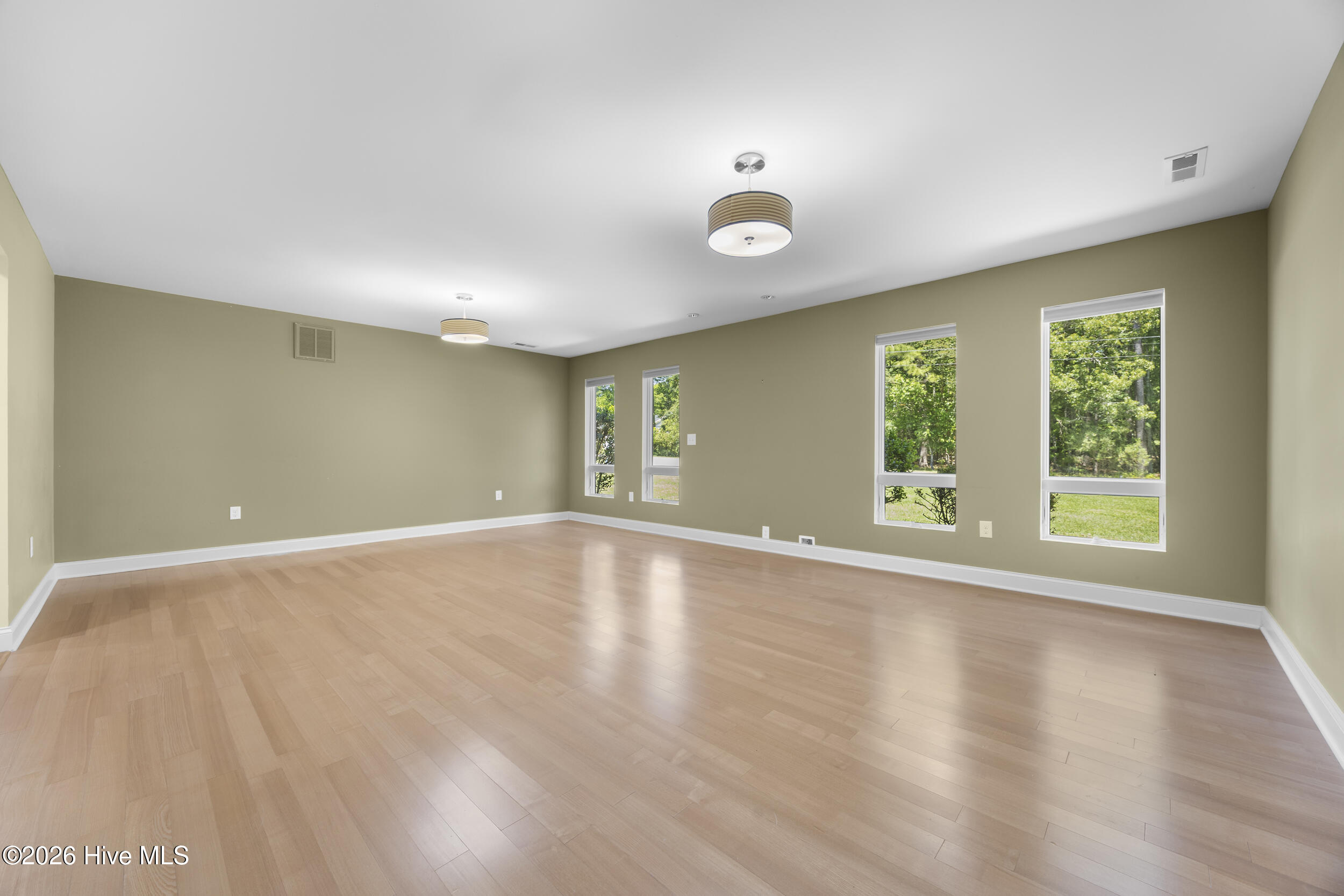 1011 Greenway Road Property Photo 7