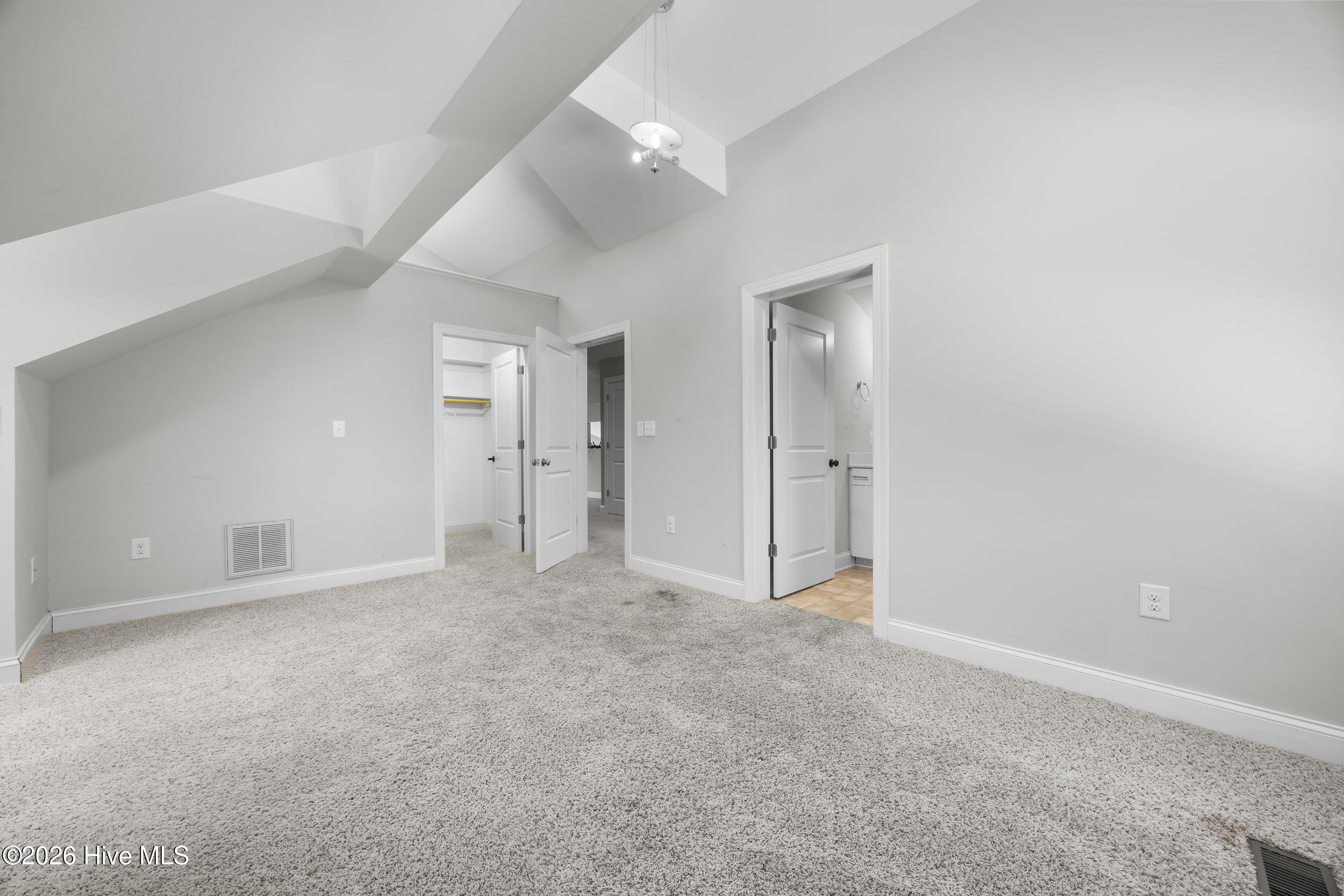 1011 Greenway Road Property Photo 37