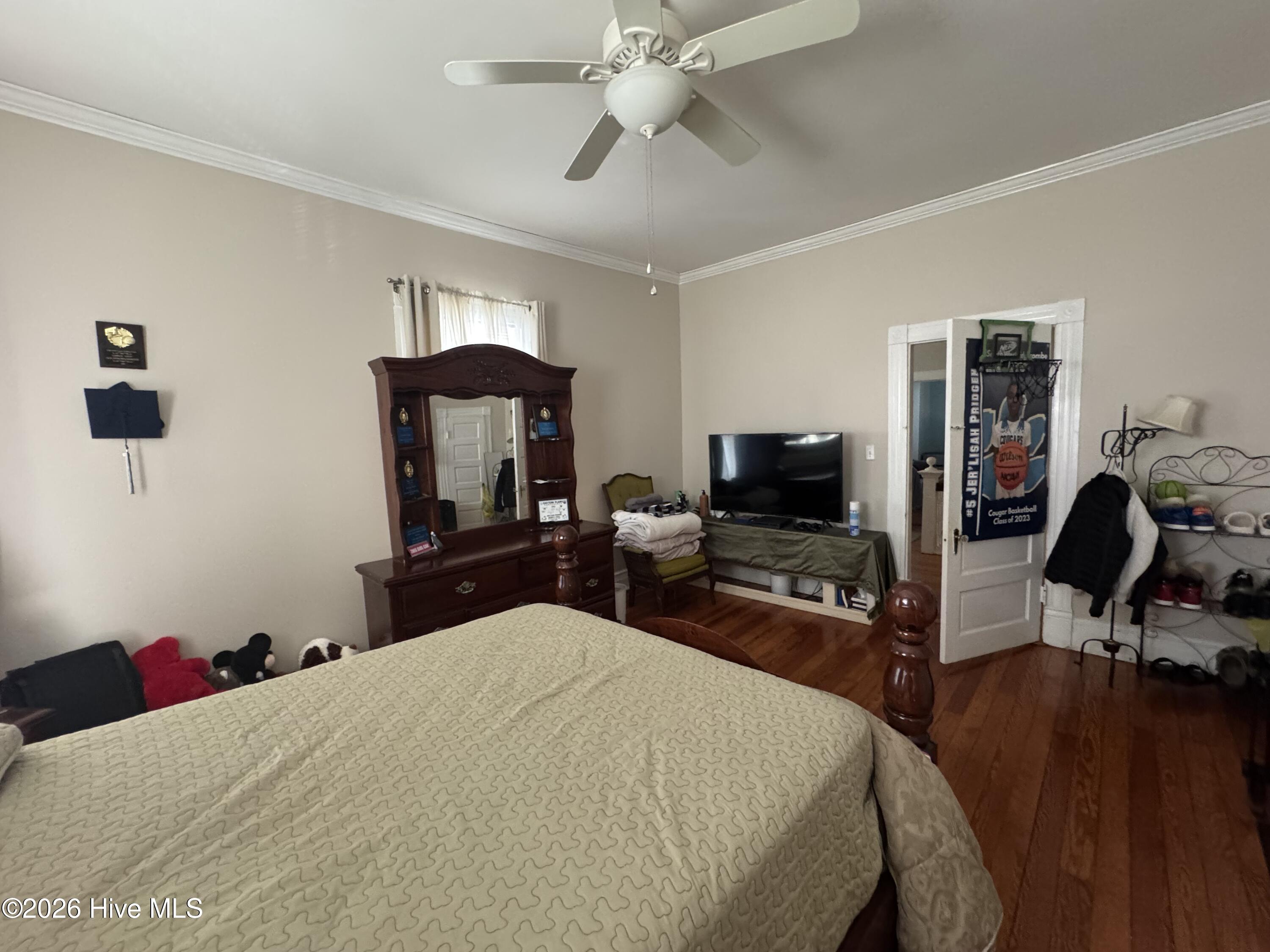 801 N Main Street Property Photo 15