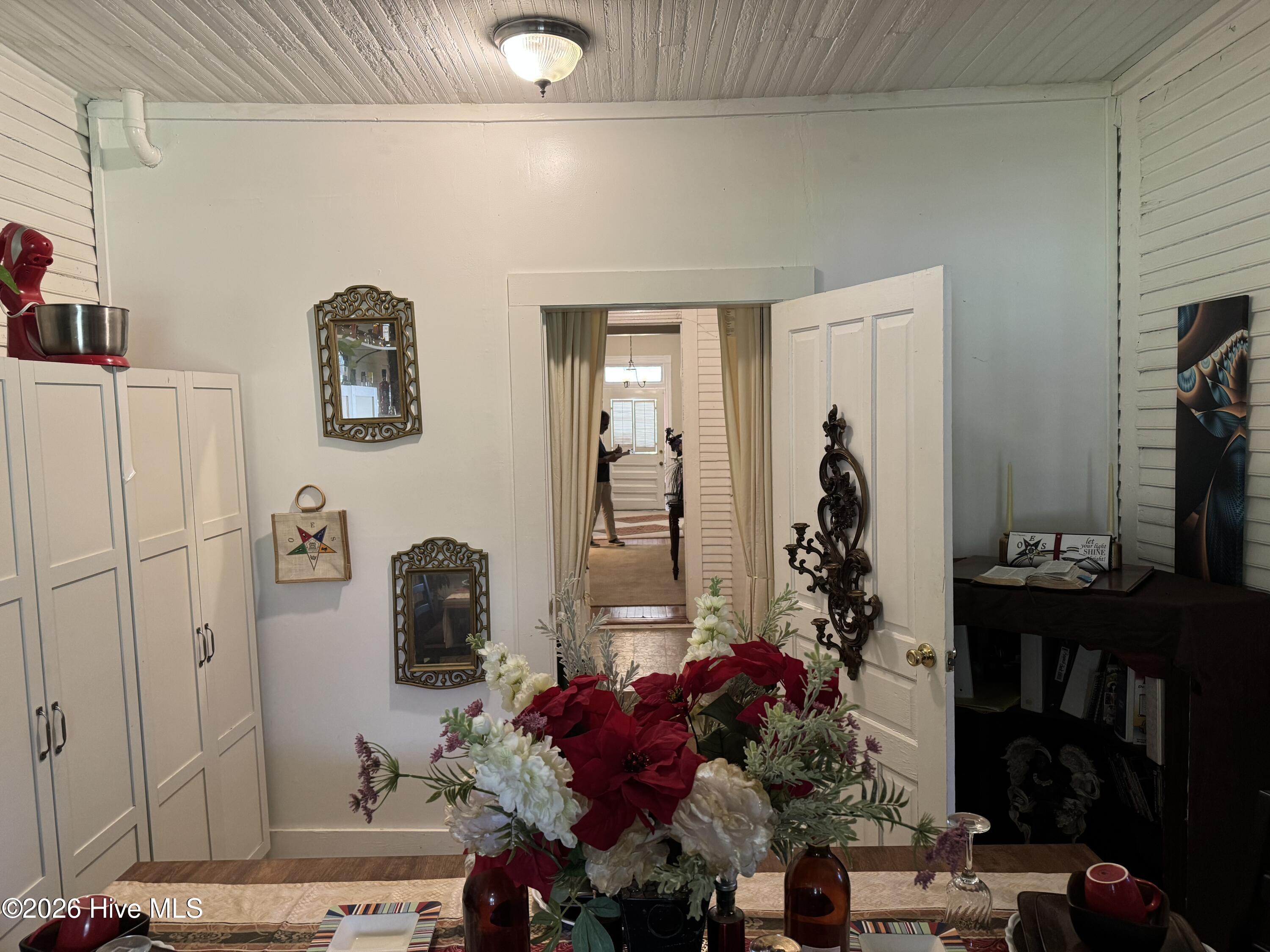 801 N Main Street Property Photo 55