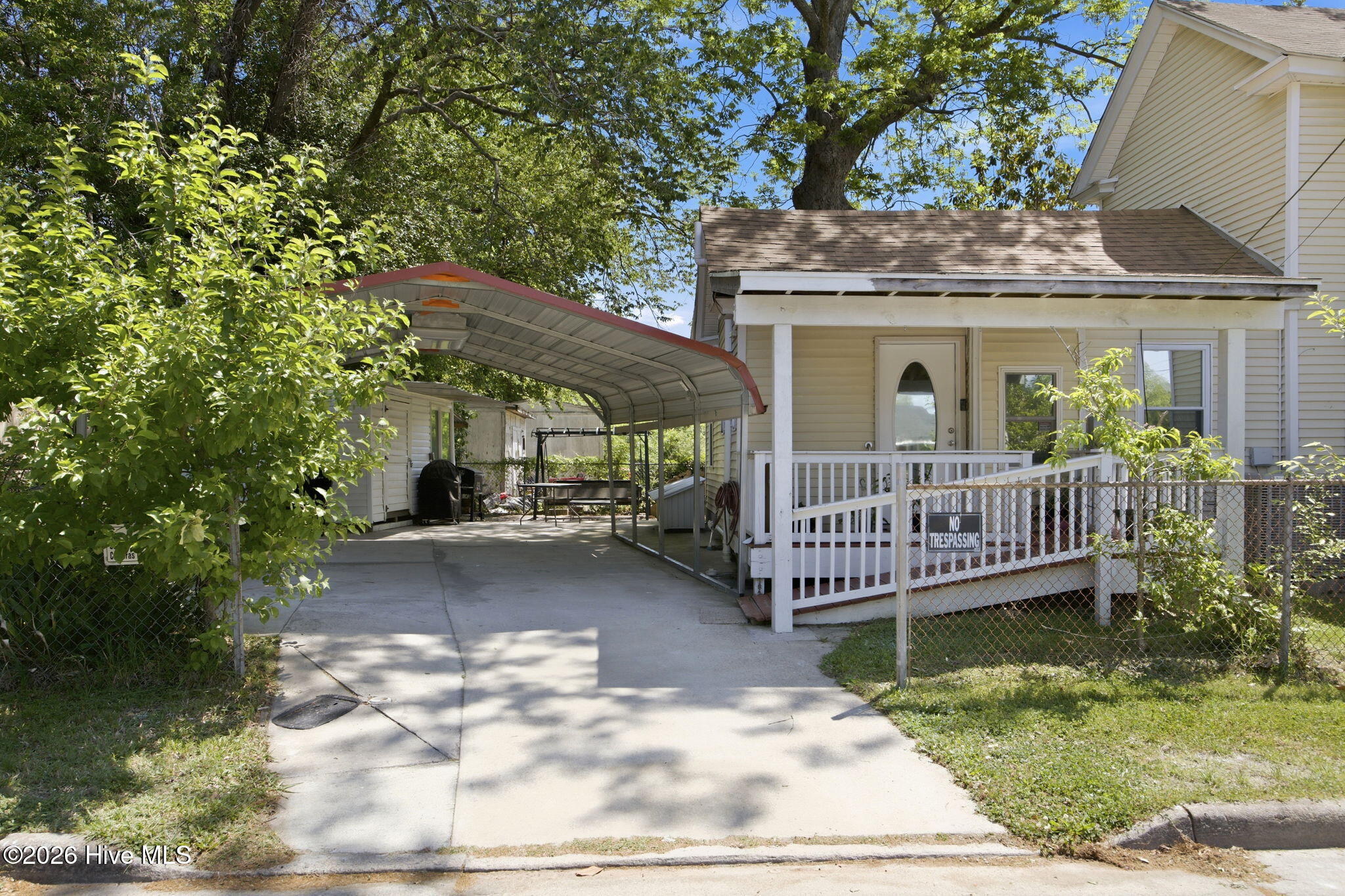 306 Bank Street Property Photo 5