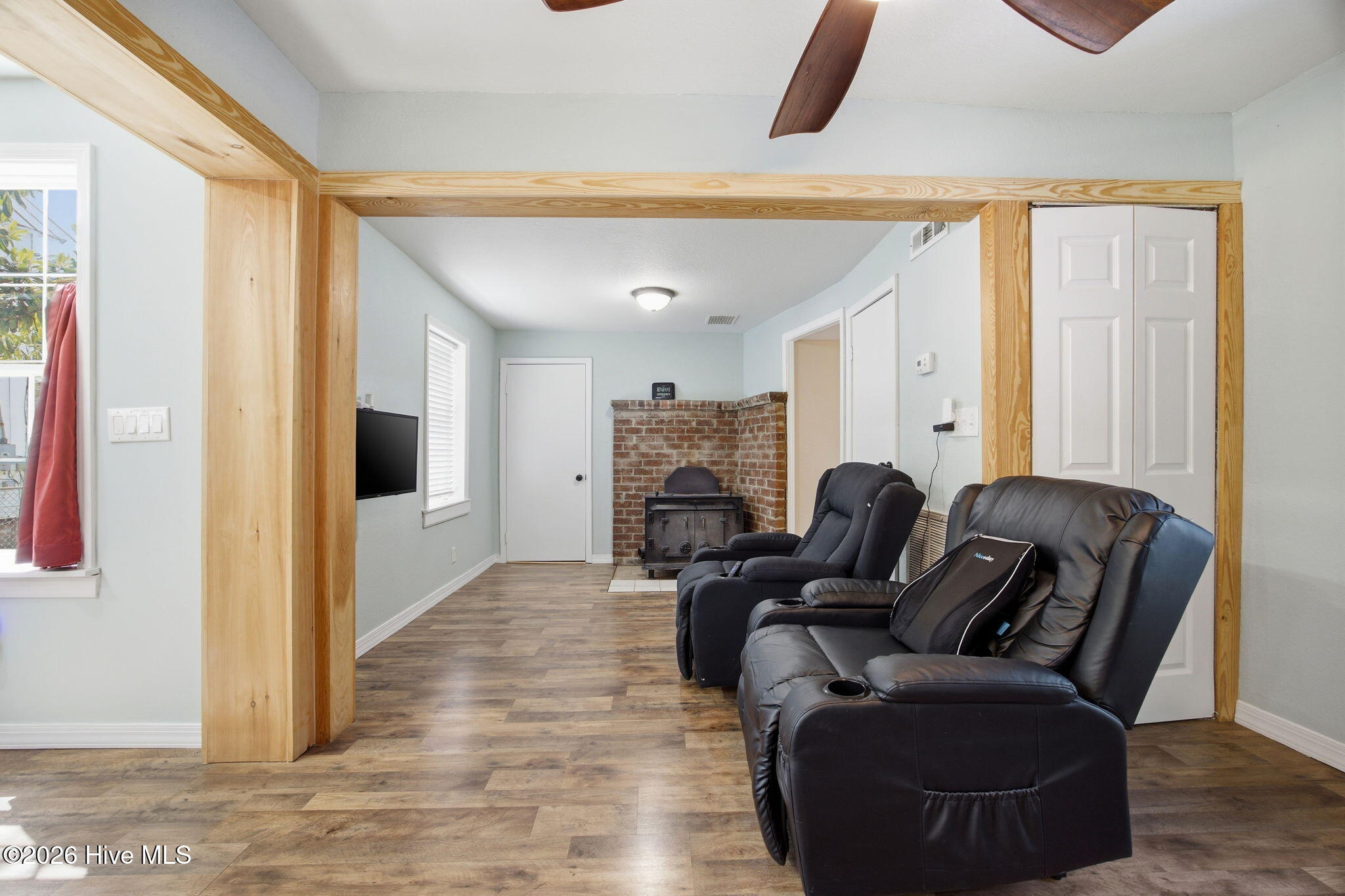 306 Bank Street Property Photo 13