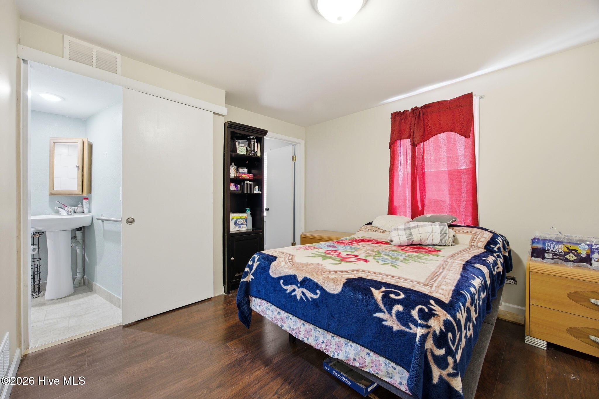 306 Bank Street Property Photo 19