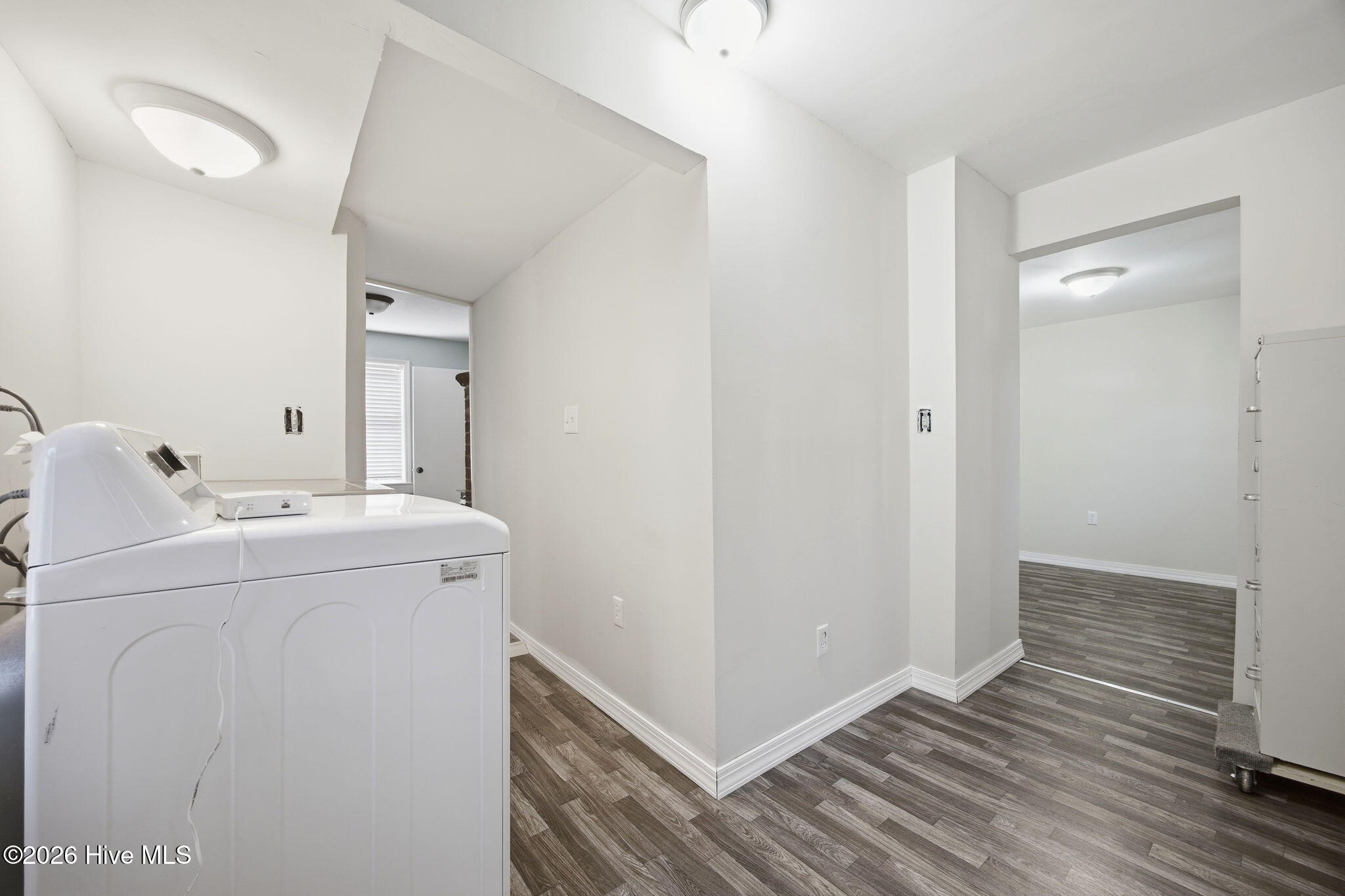 306 Bank Street Property Photo 24