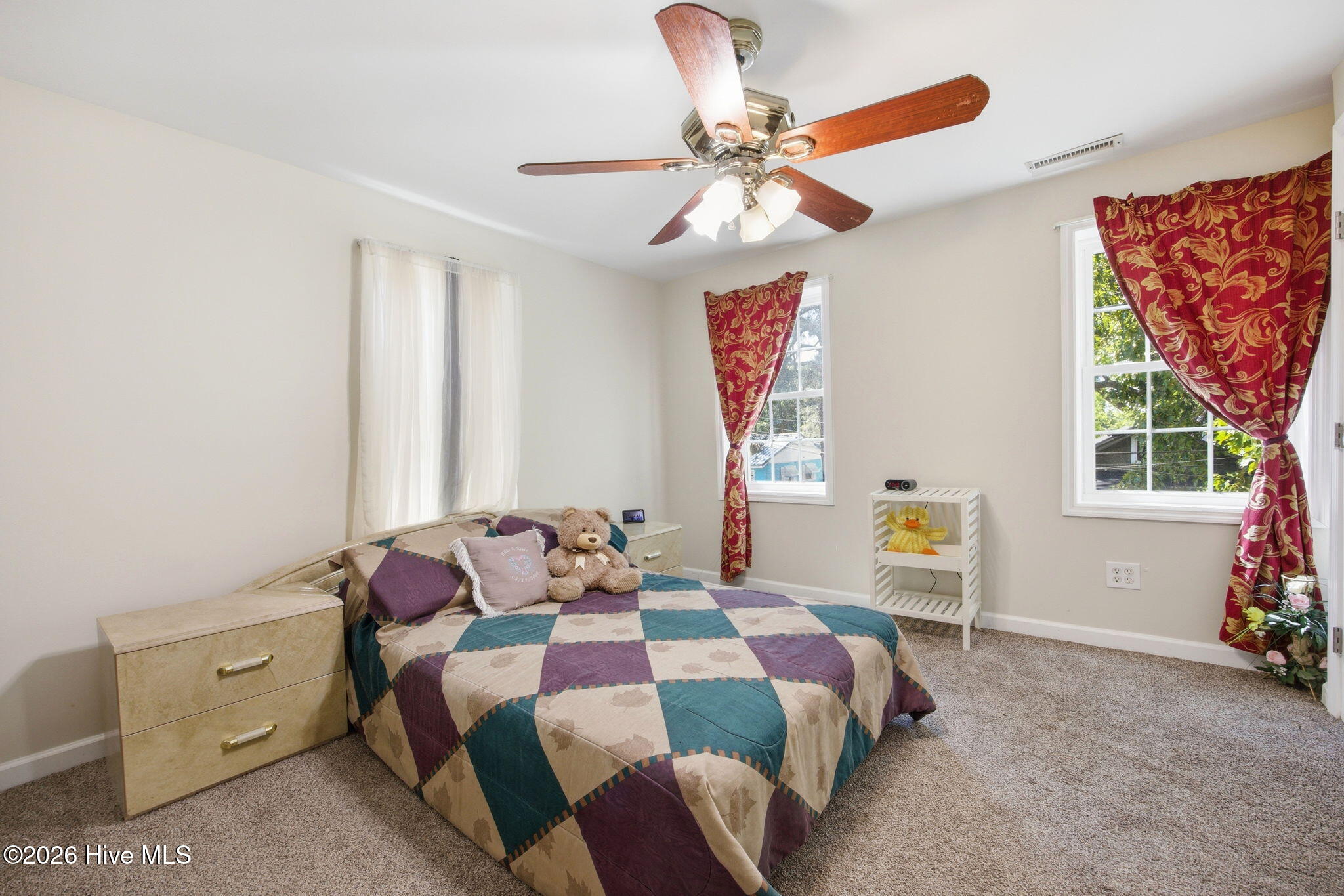 306 Bank Street Property Photo 30