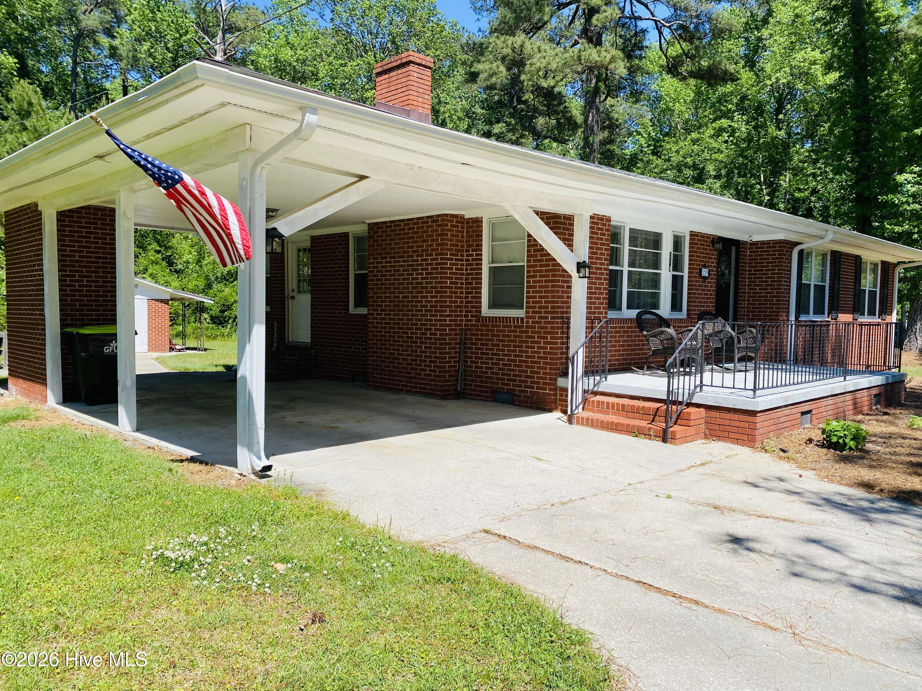 229 Mill Pond Road Property Photo 4