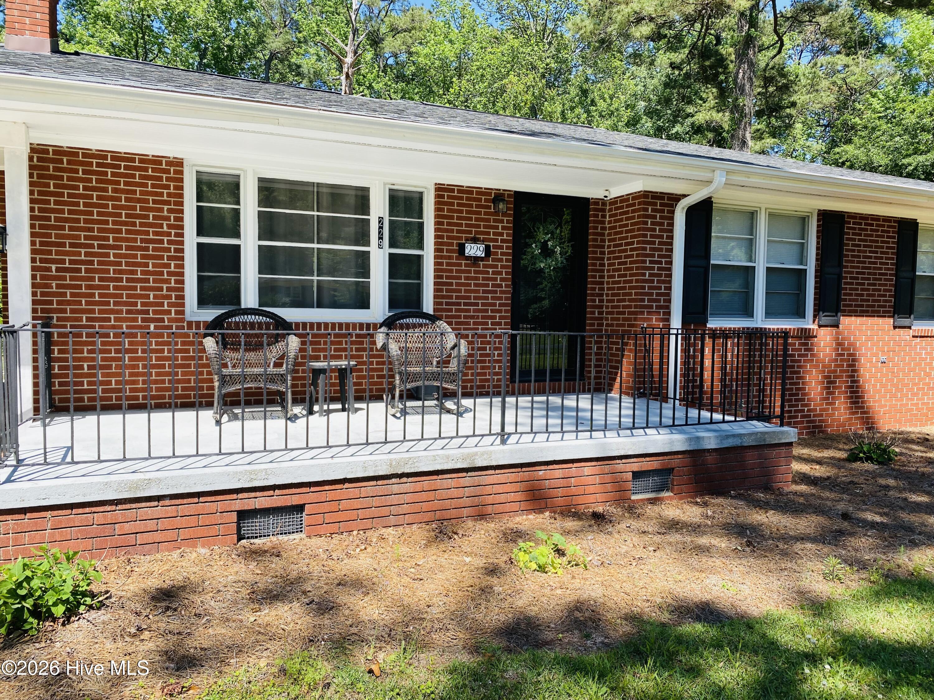 229 Mill Pond Road Property Photo 5