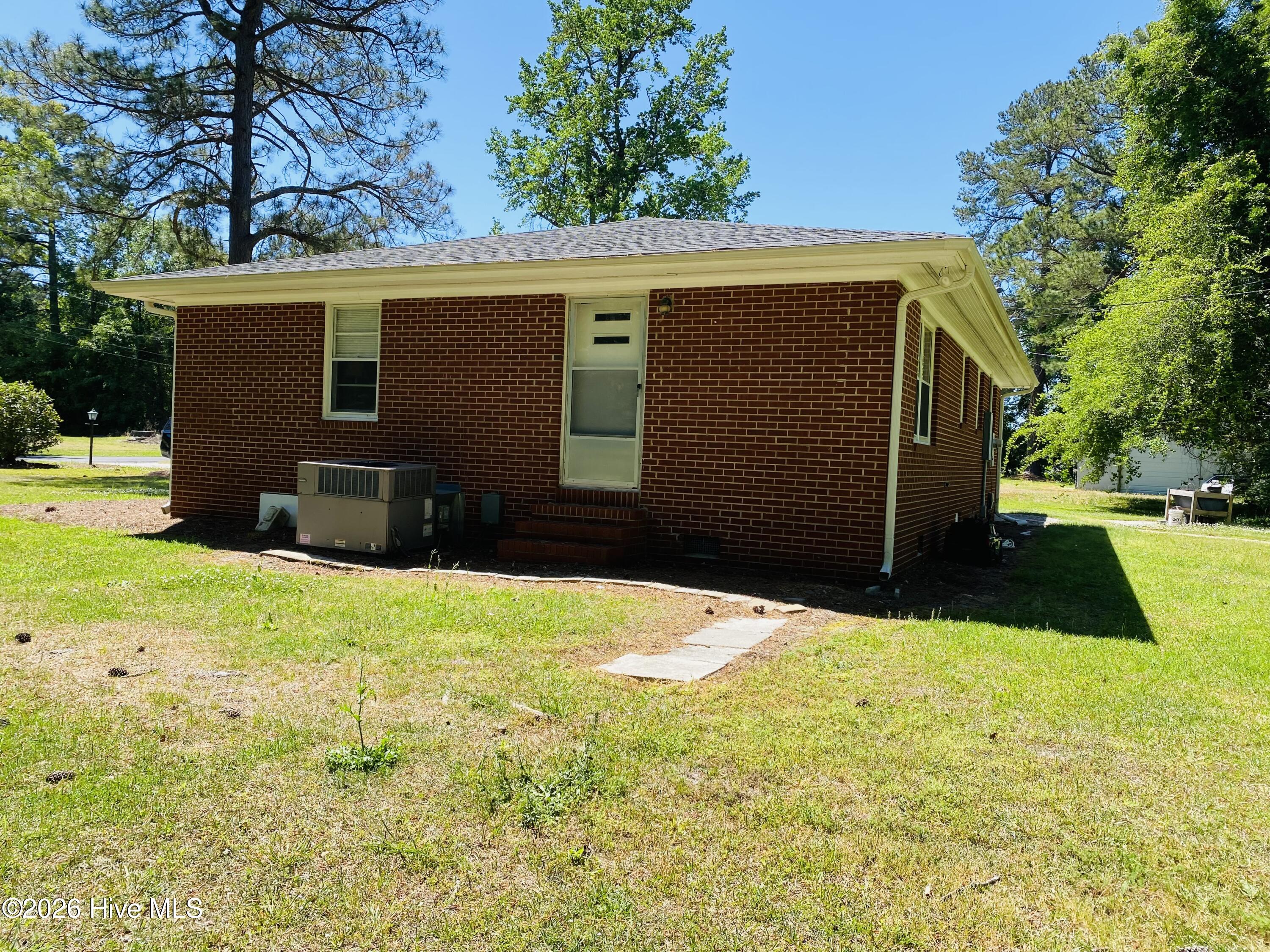 229 Mill Pond Road Property Photo 10