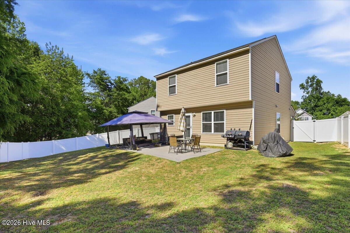 6901 Pebble Brook Way Property Photo 6