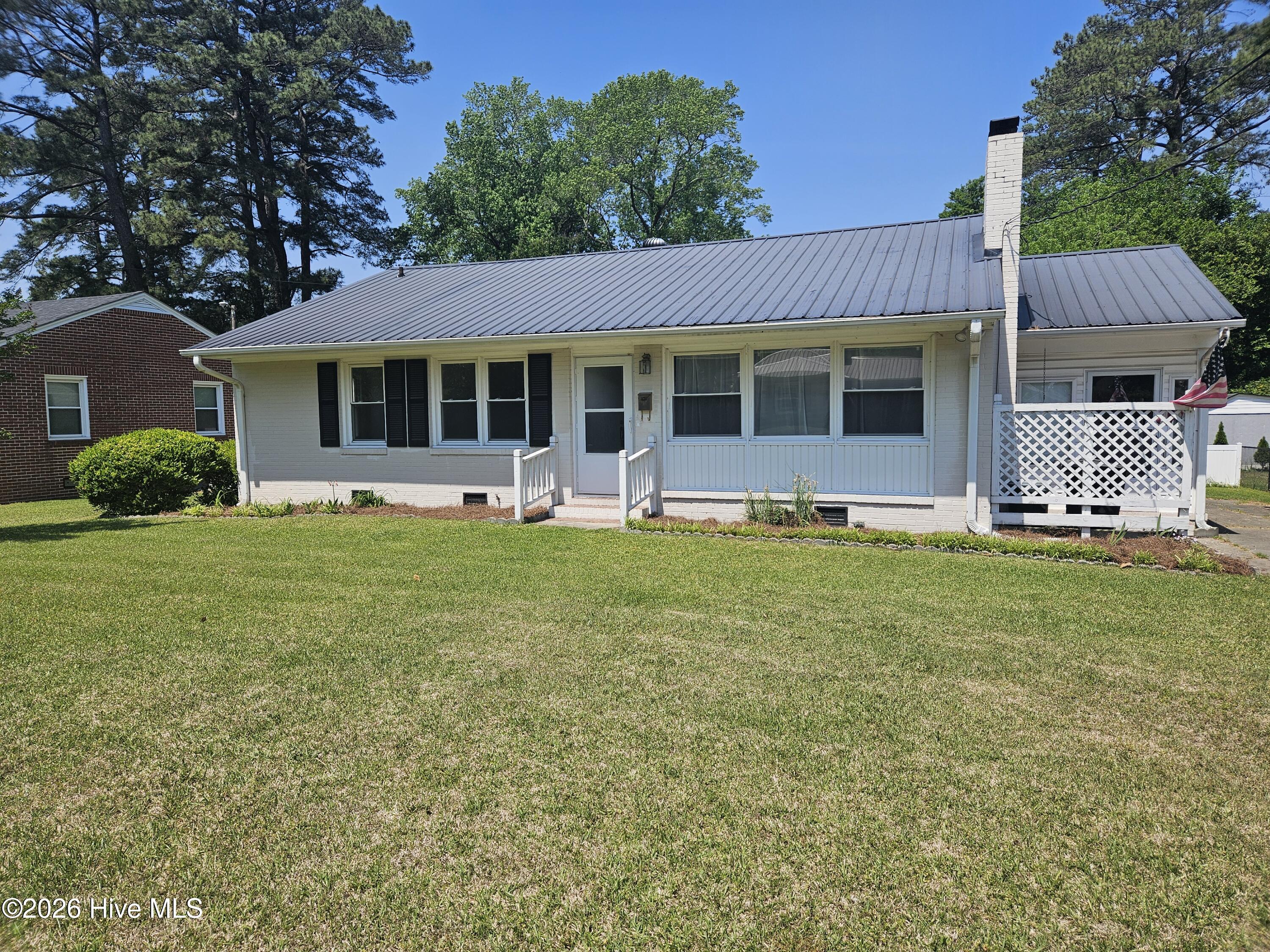 405 Lafayette Street Property Photo 2