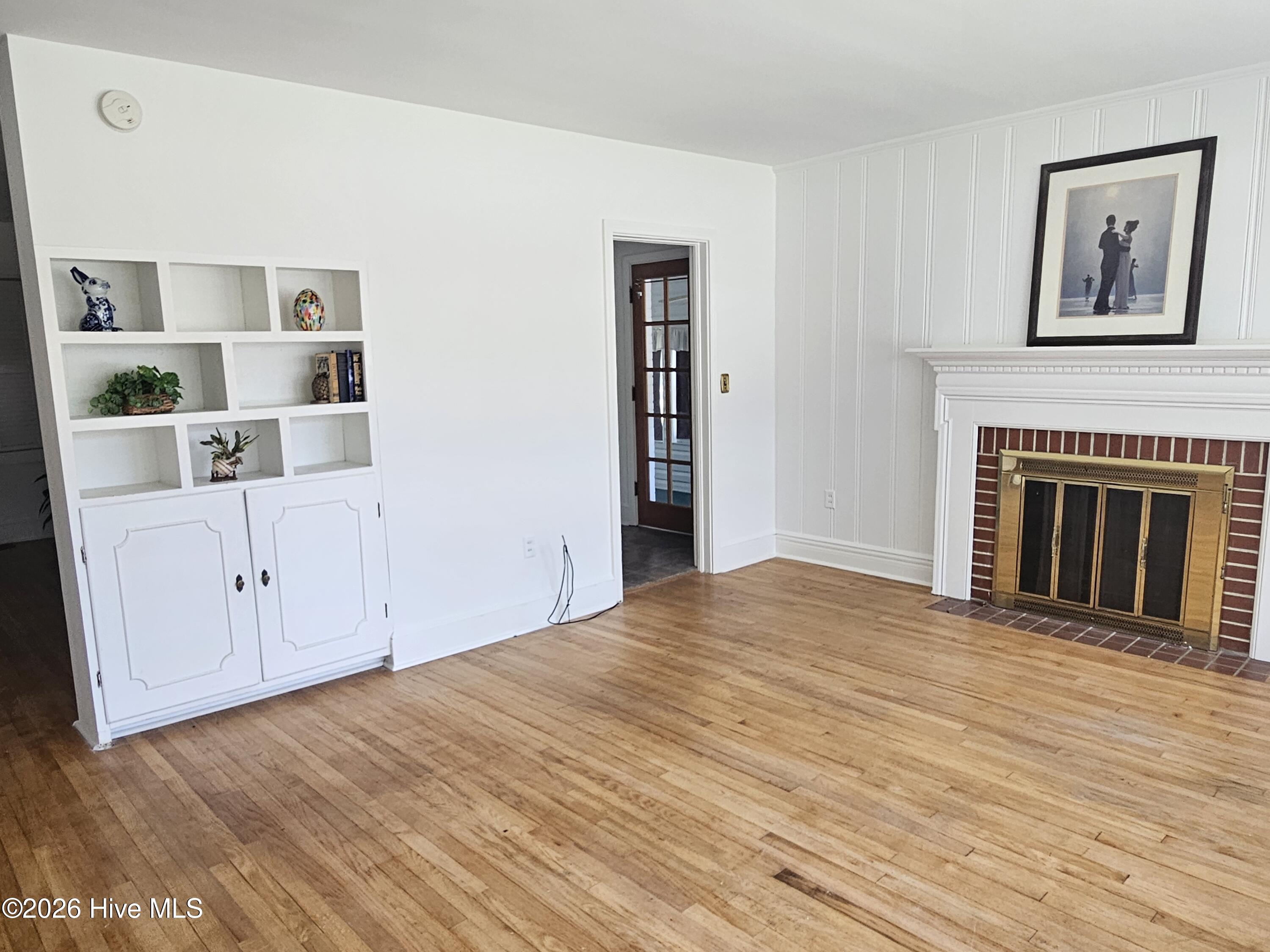 405 Lafayette Street Property Photo 5