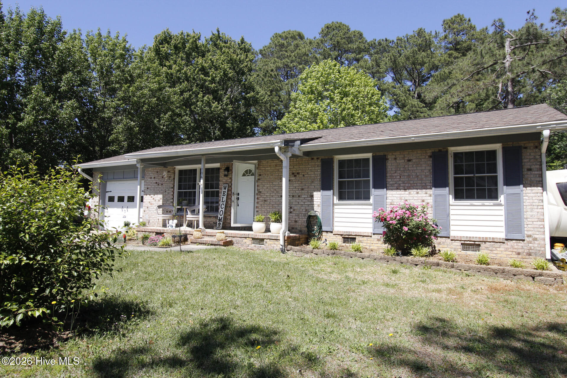 104 Pineview Road Property Photo 2
