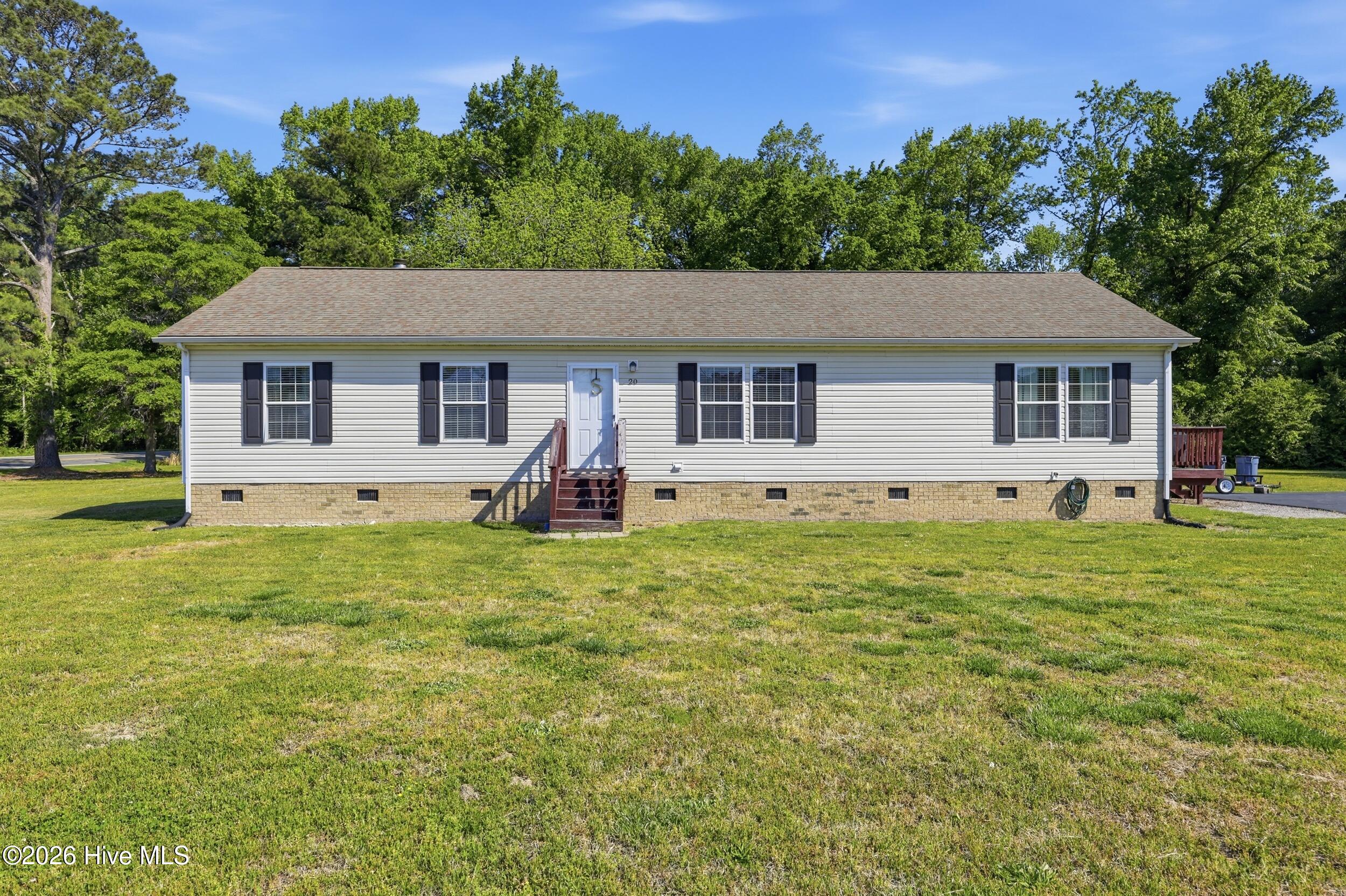 20 Corapeake Road Property Photo 1
