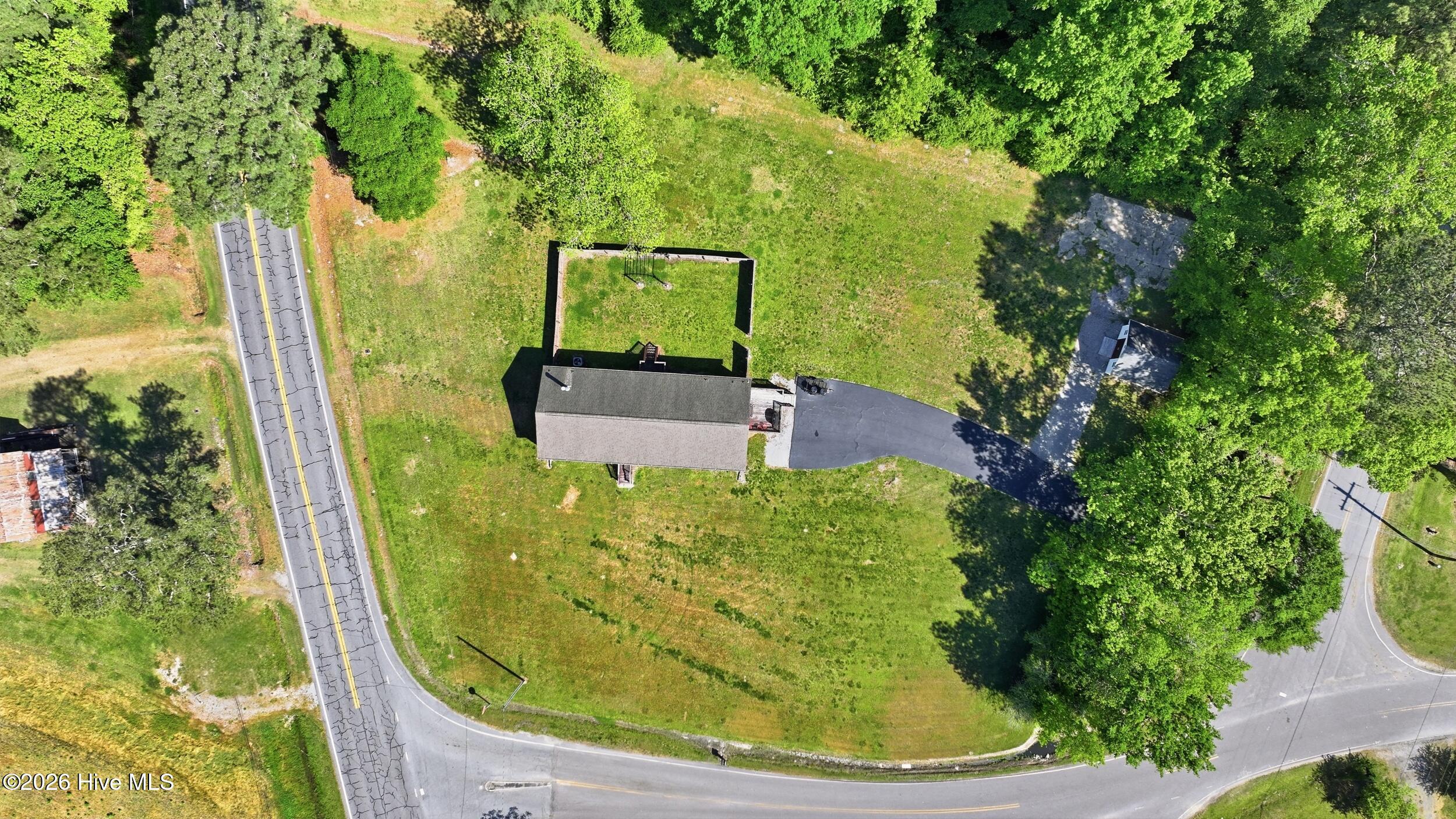 20 Corapeake Road Property Photo 36