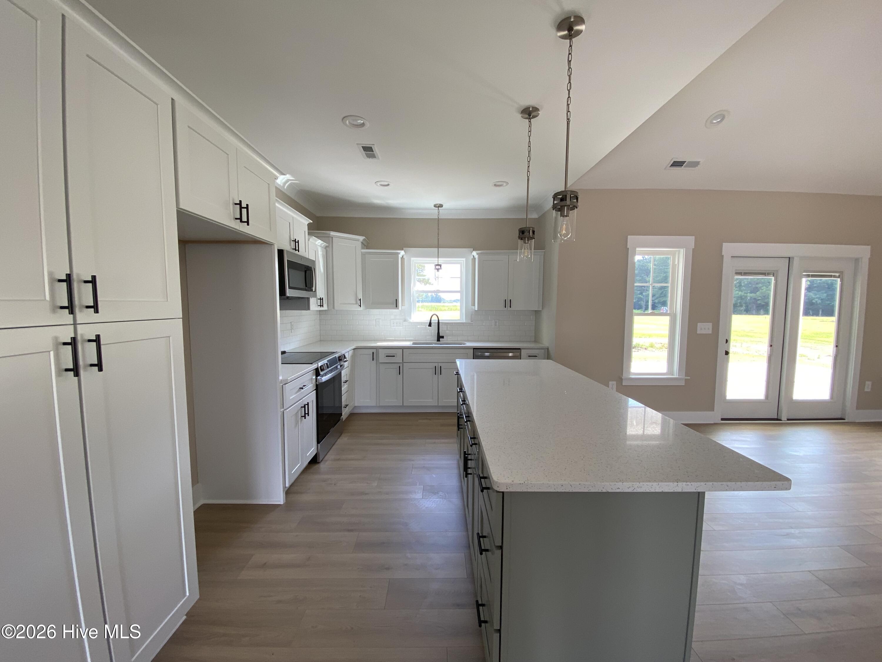 243 Herring Road Property Photo 9