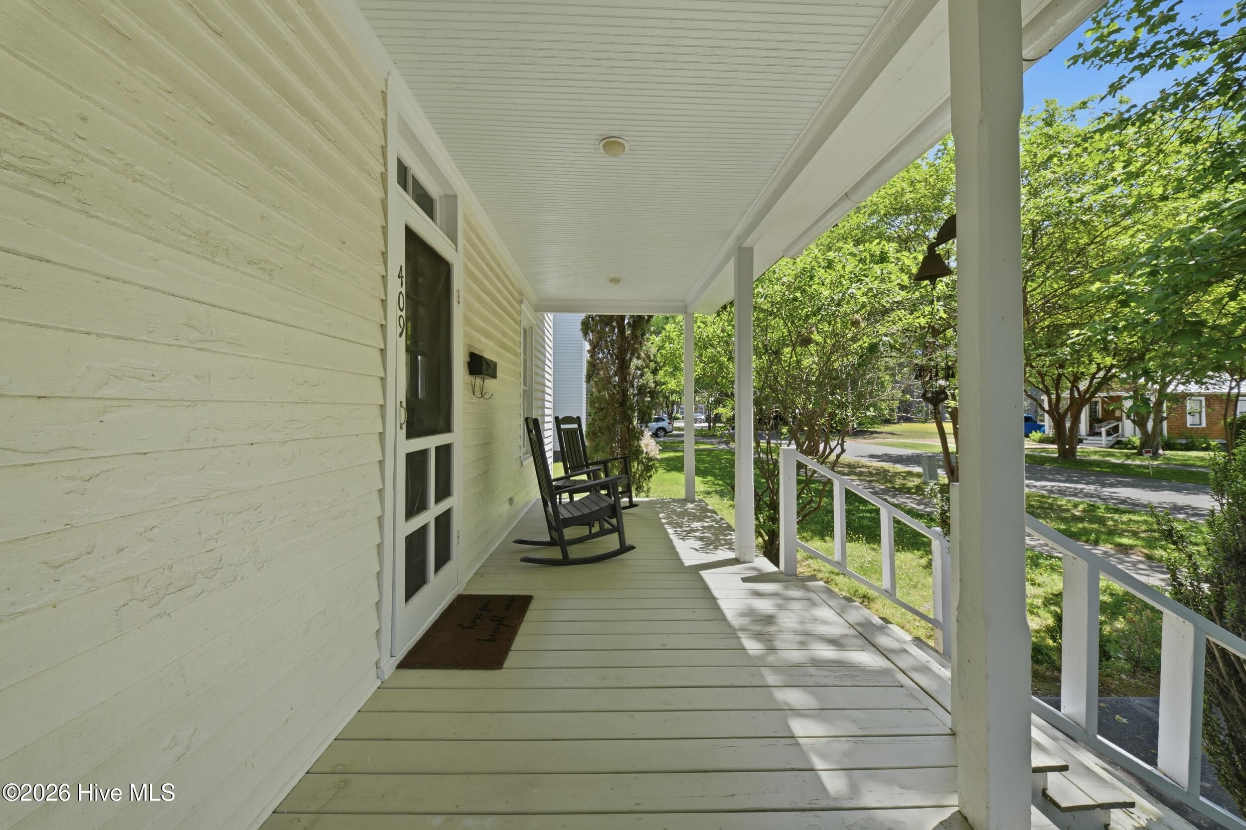 409 Elliott Street Property Photo 6