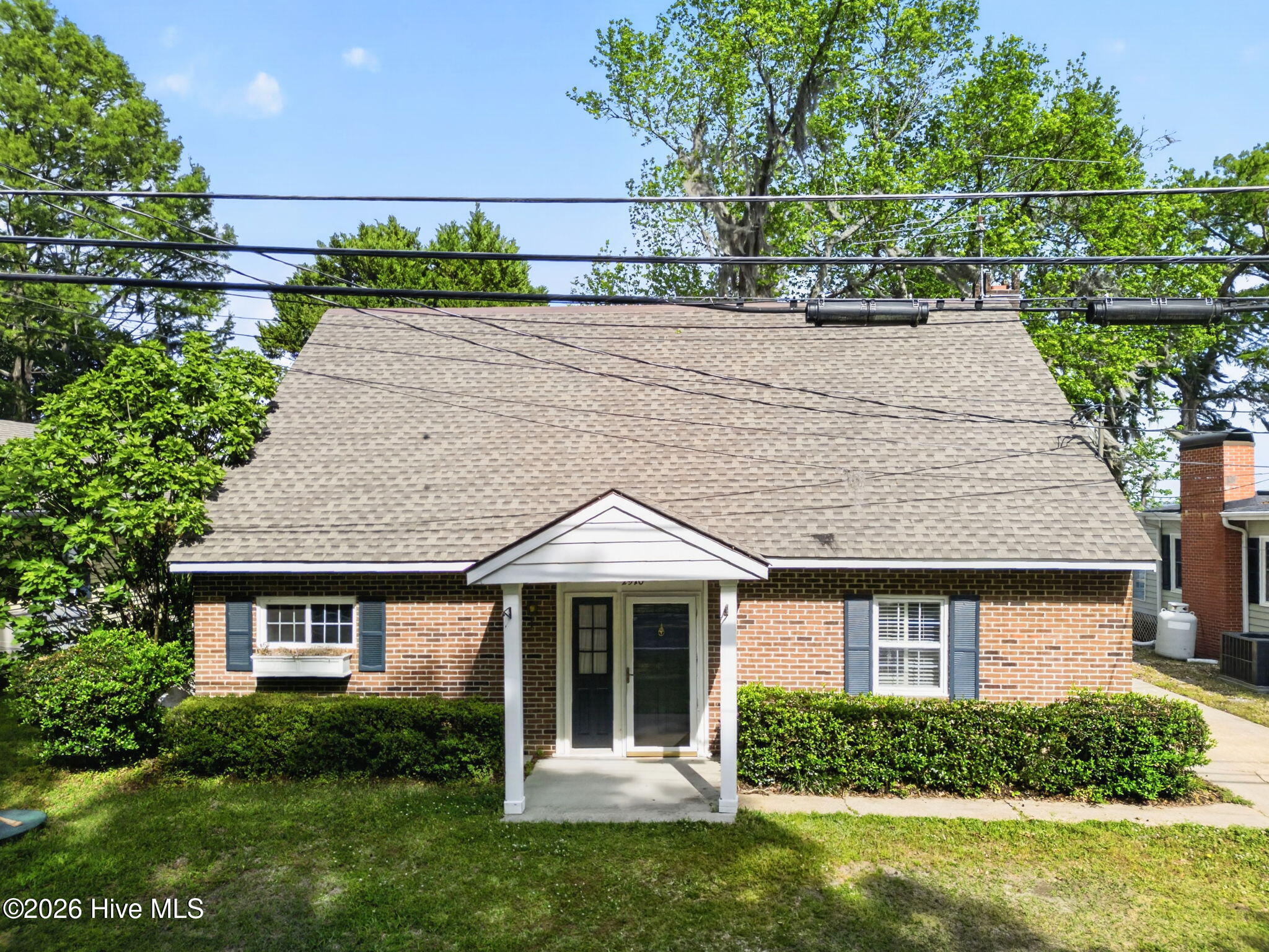 2910 Canal Cove Road Property Photo 1