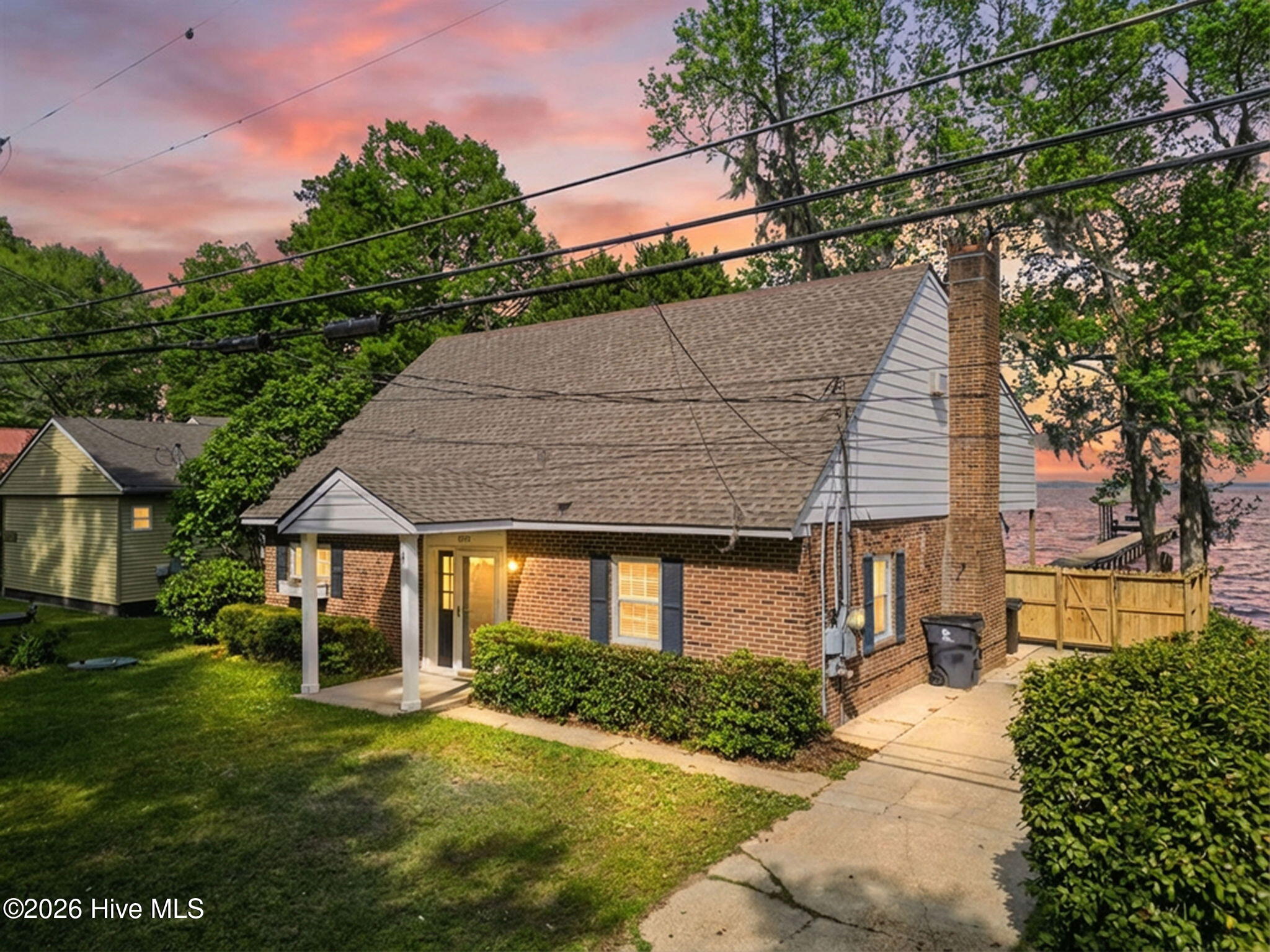 2910 Canal Cove Road Property Photo 21