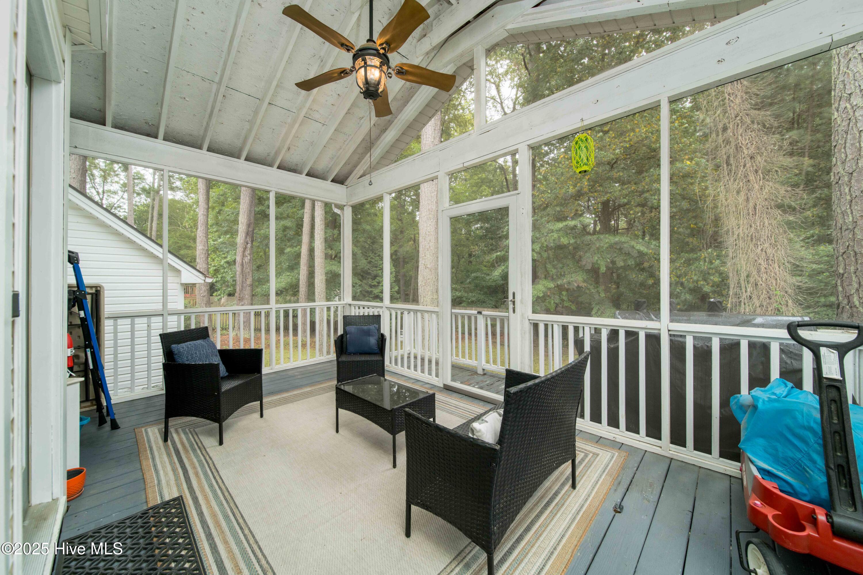 4411 Lessie Trail Property Photo 24