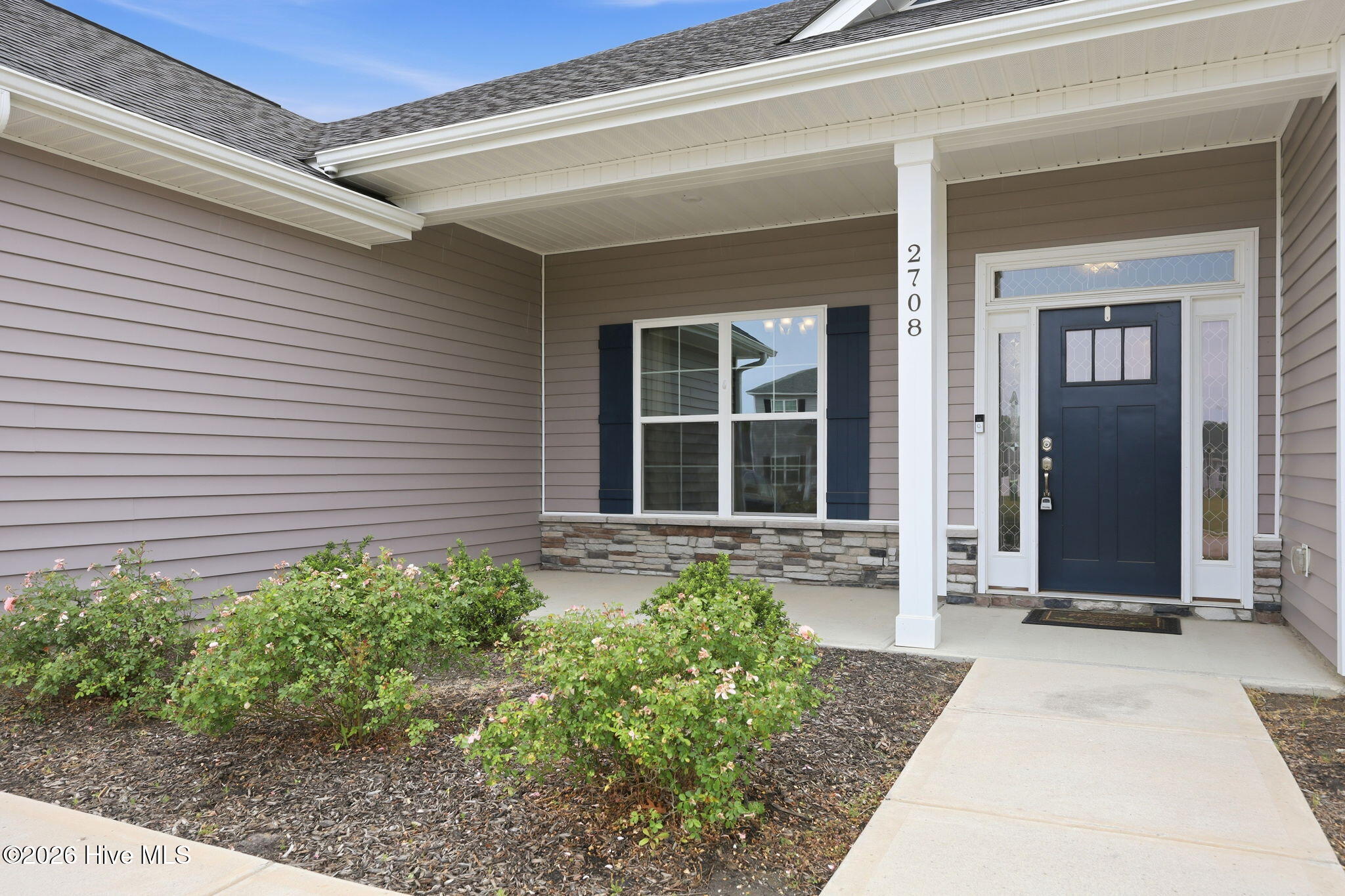 2708 Chalet Circle Property Photo 6