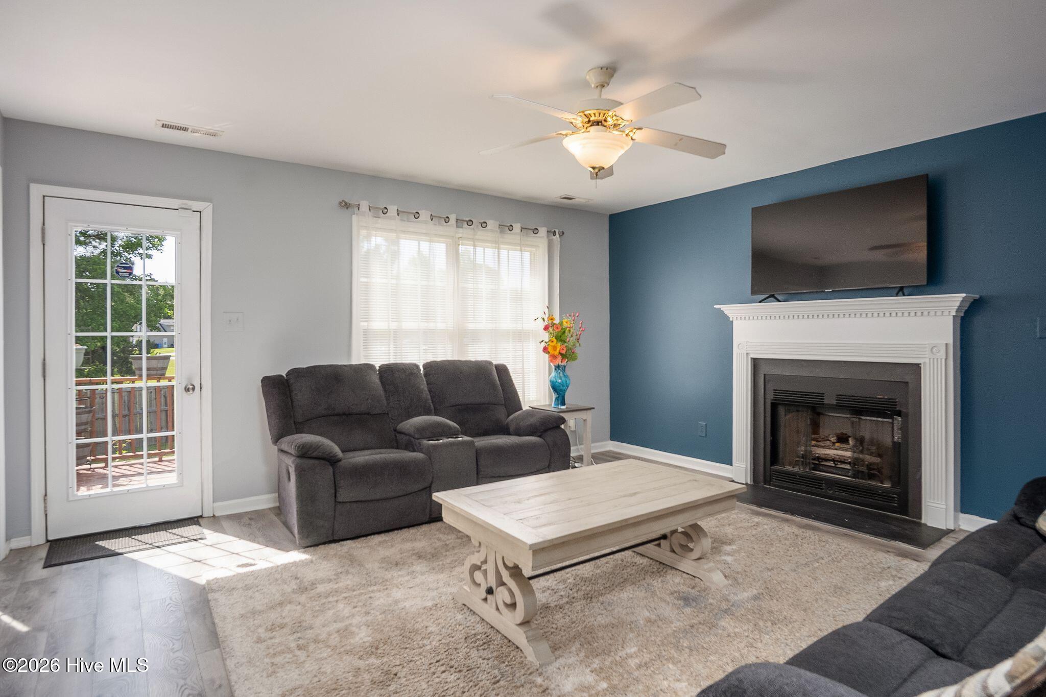 111 Baldwin Court Property Photo 22