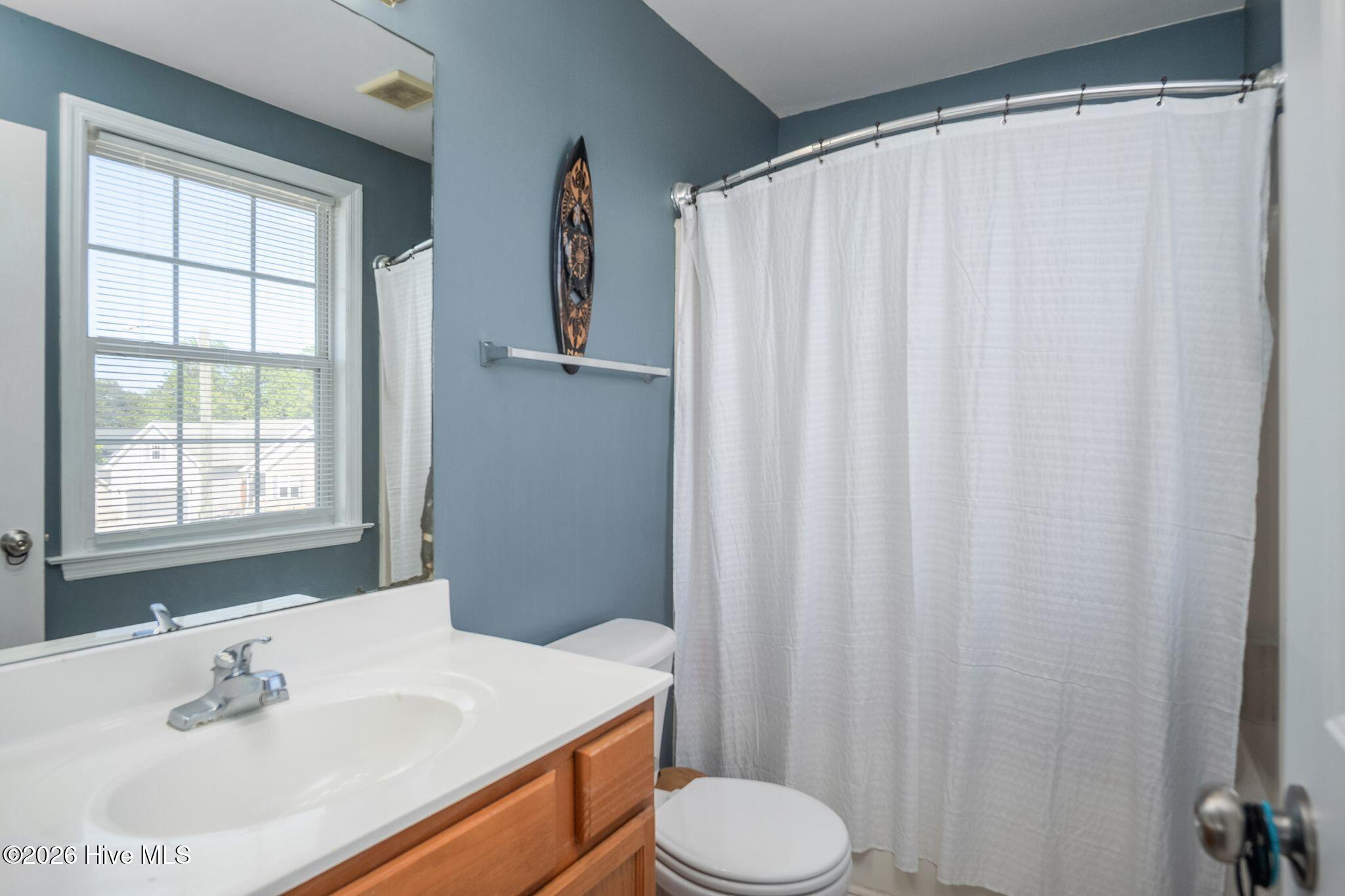 111 Baldwin Court Property Photo 28