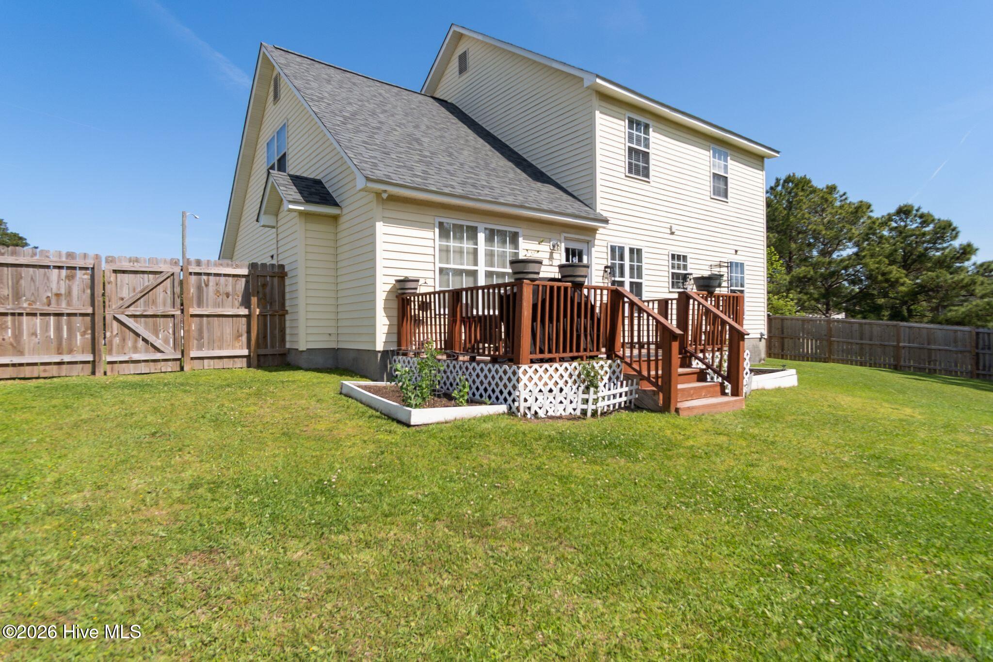 111 Baldwin Court Property Photo 47