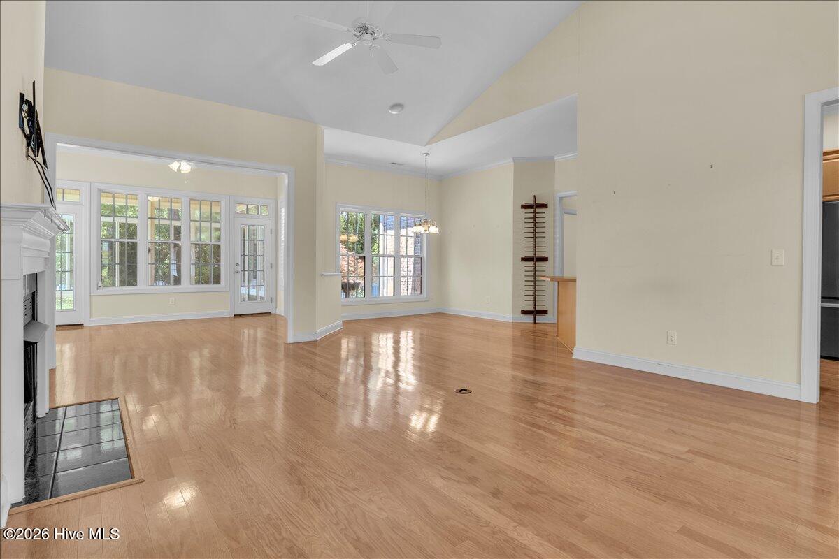 4176 Skeffington Court Property Photo 8