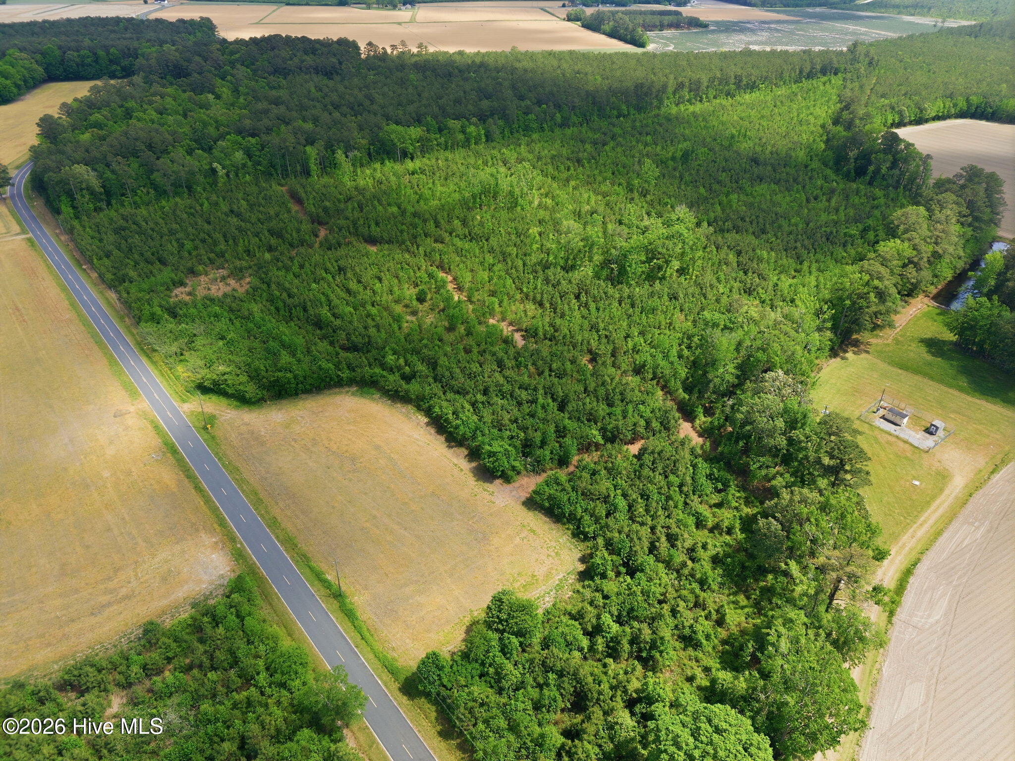 2733 Jim Taylor Road Property Photo 6