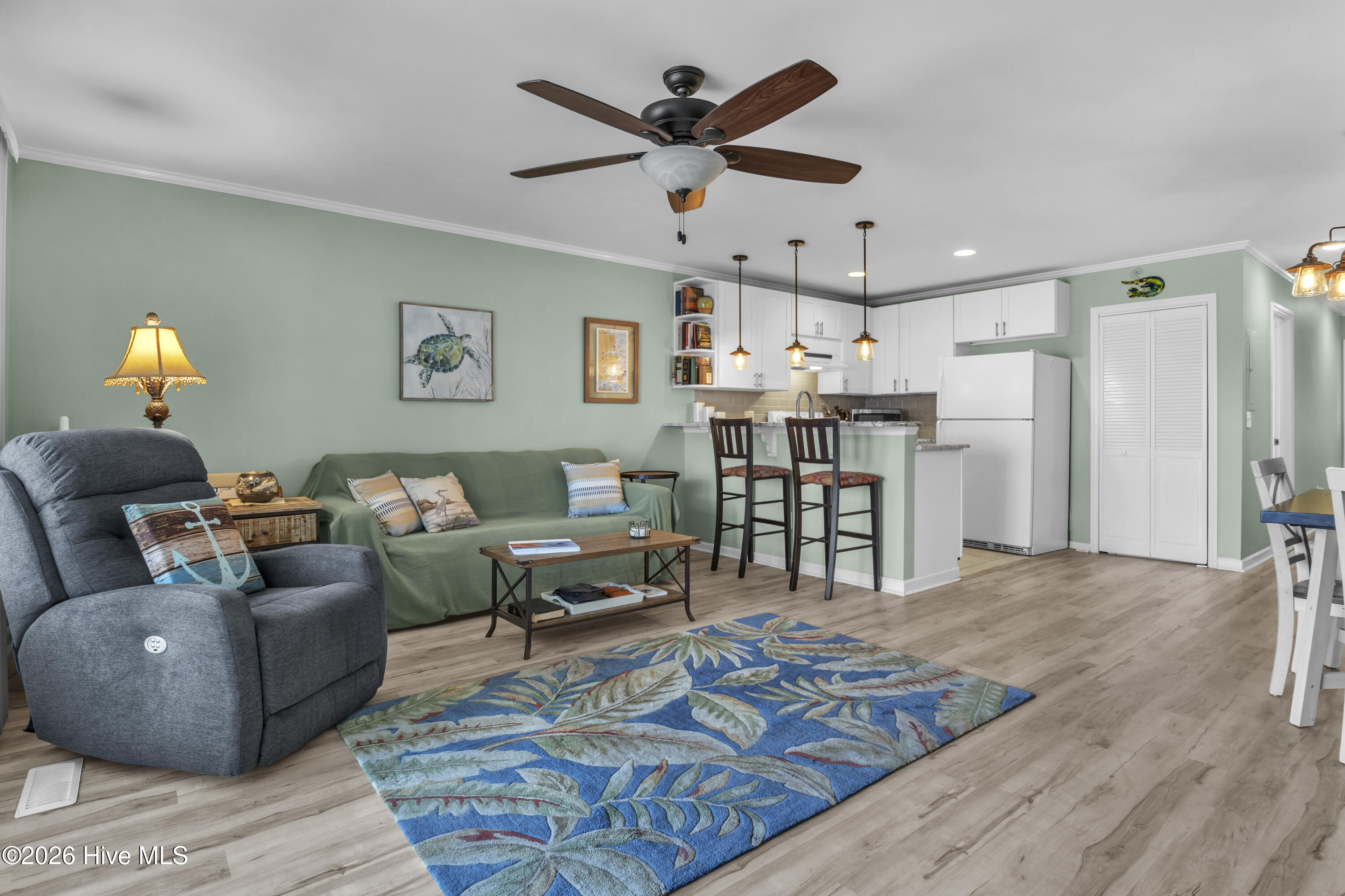1305 Carolina Beach Avenue N Apt 1a Property Photo 5