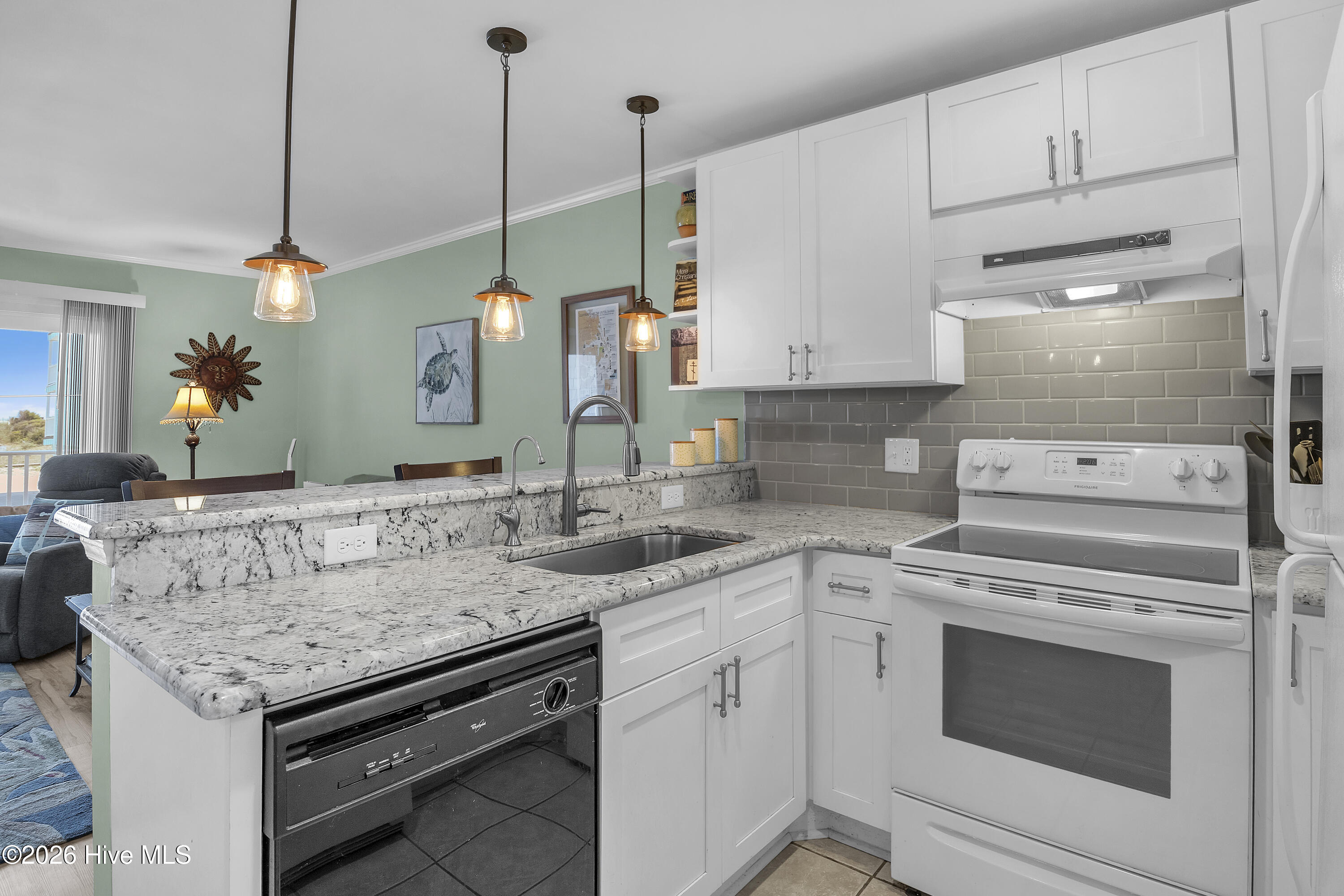 1305 Carolina Beach Avenue N Apt 1a Property Photo 9