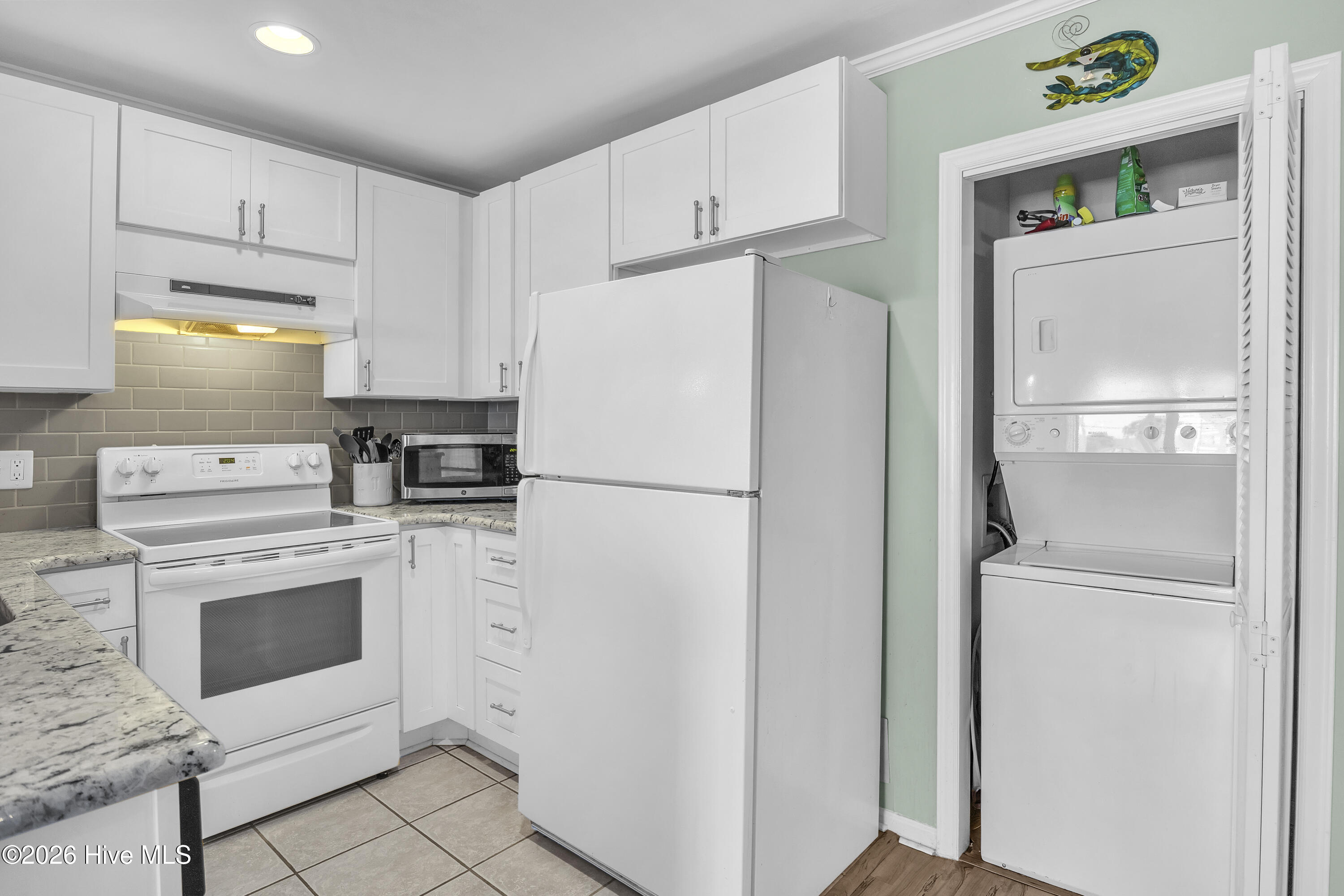 1305 Carolina Beach Avenue N Apt 1a Property Photo 10