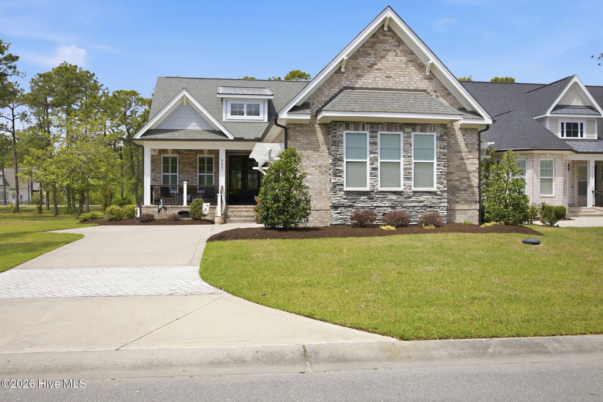 6661 Summerhill Glen Sw Property Photo 3