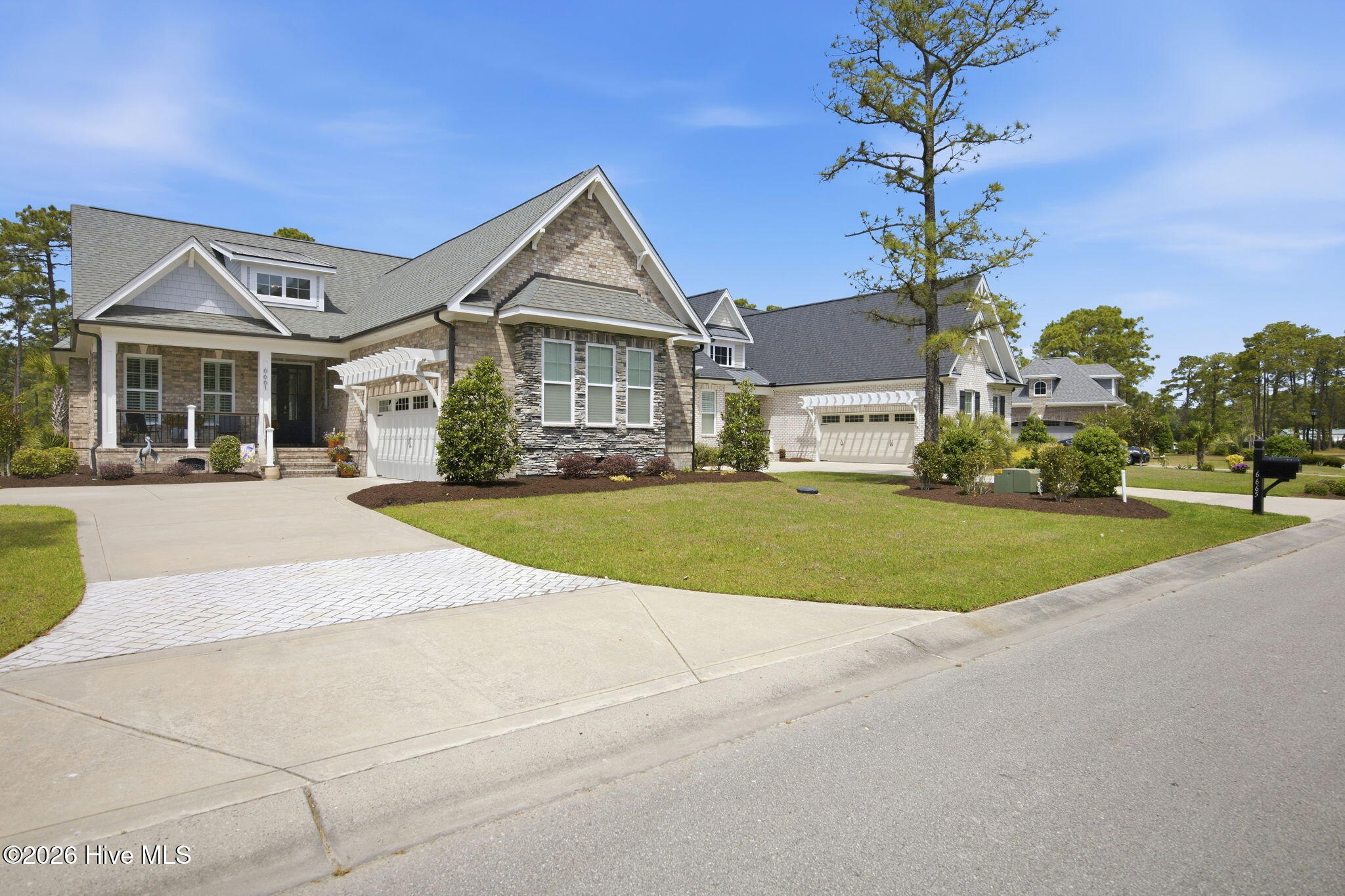 6661 Summerhill Glen Sw Property Photo 4