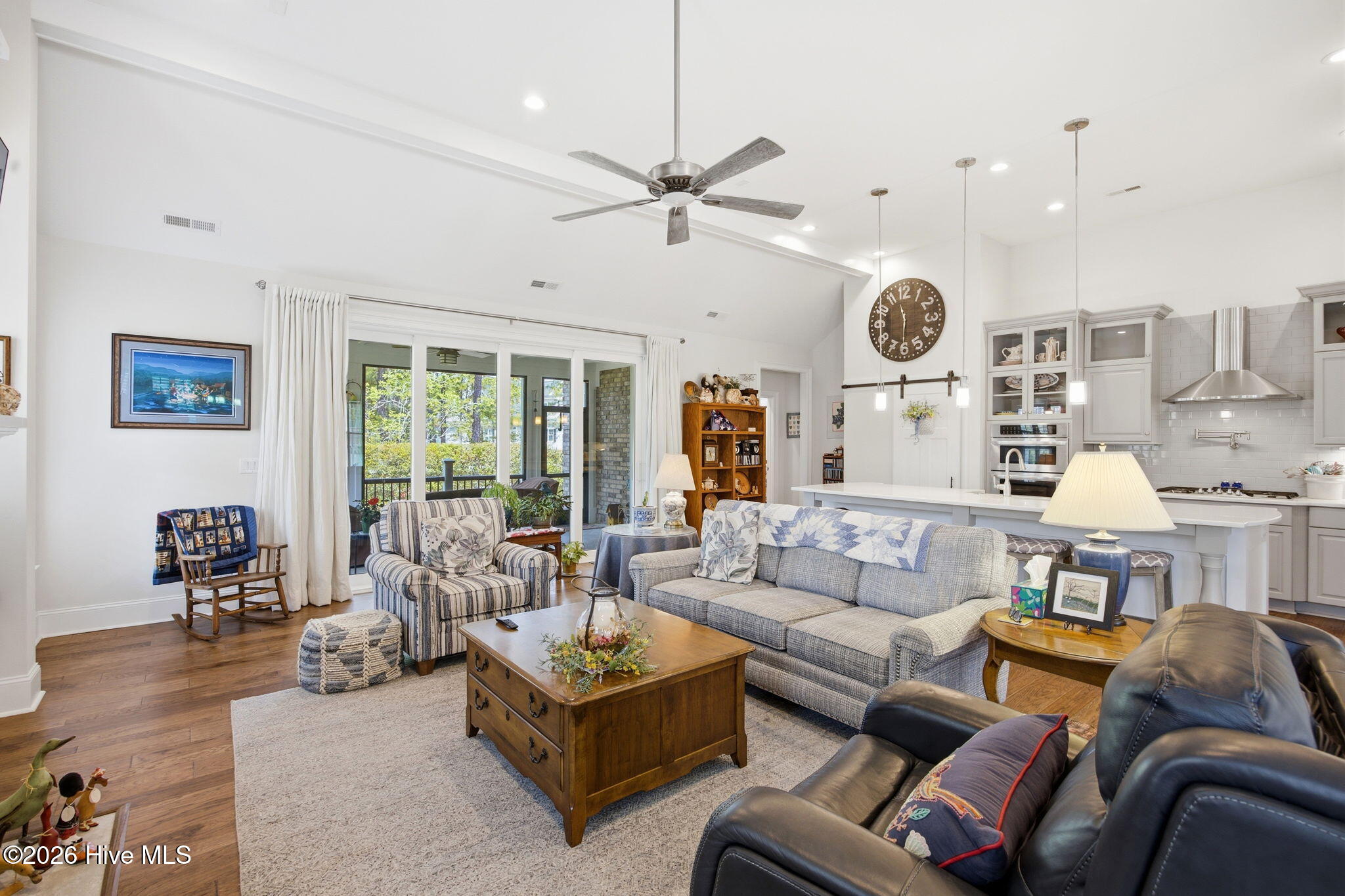 6661 Summerhill Glen Sw Property Photo 14