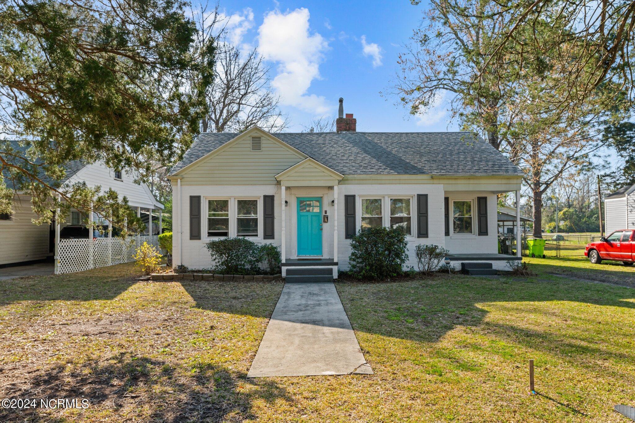 607 Watson Avenue Property Photo 1