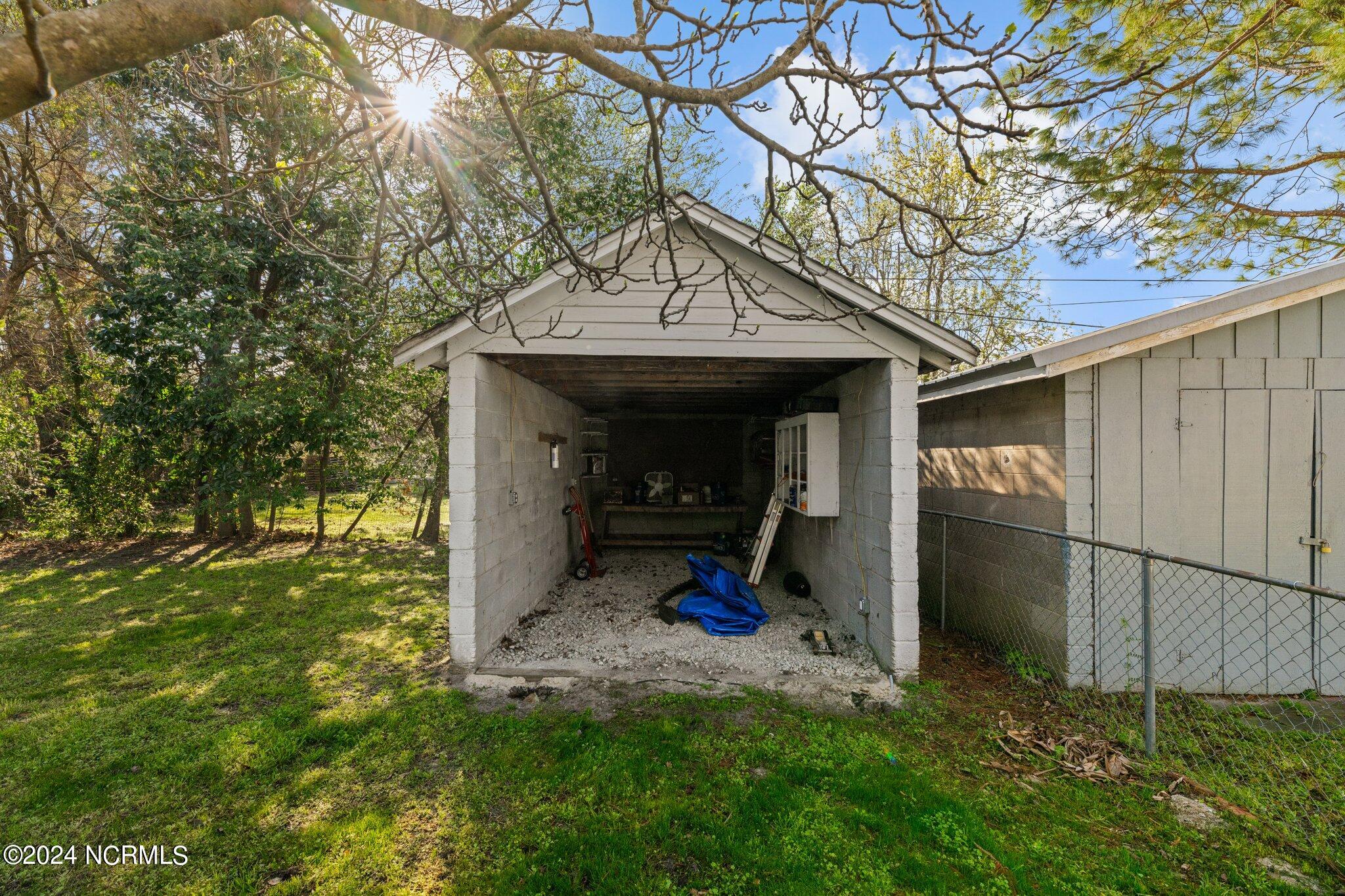 607 Watson Avenue Property Photo 27