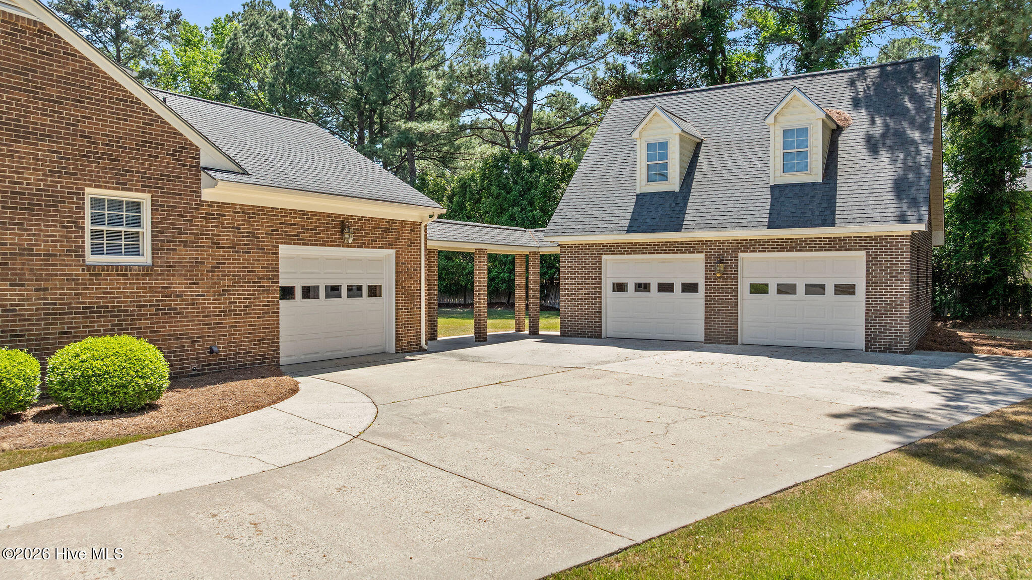 501 Pine Needles Court Property Photo 3
