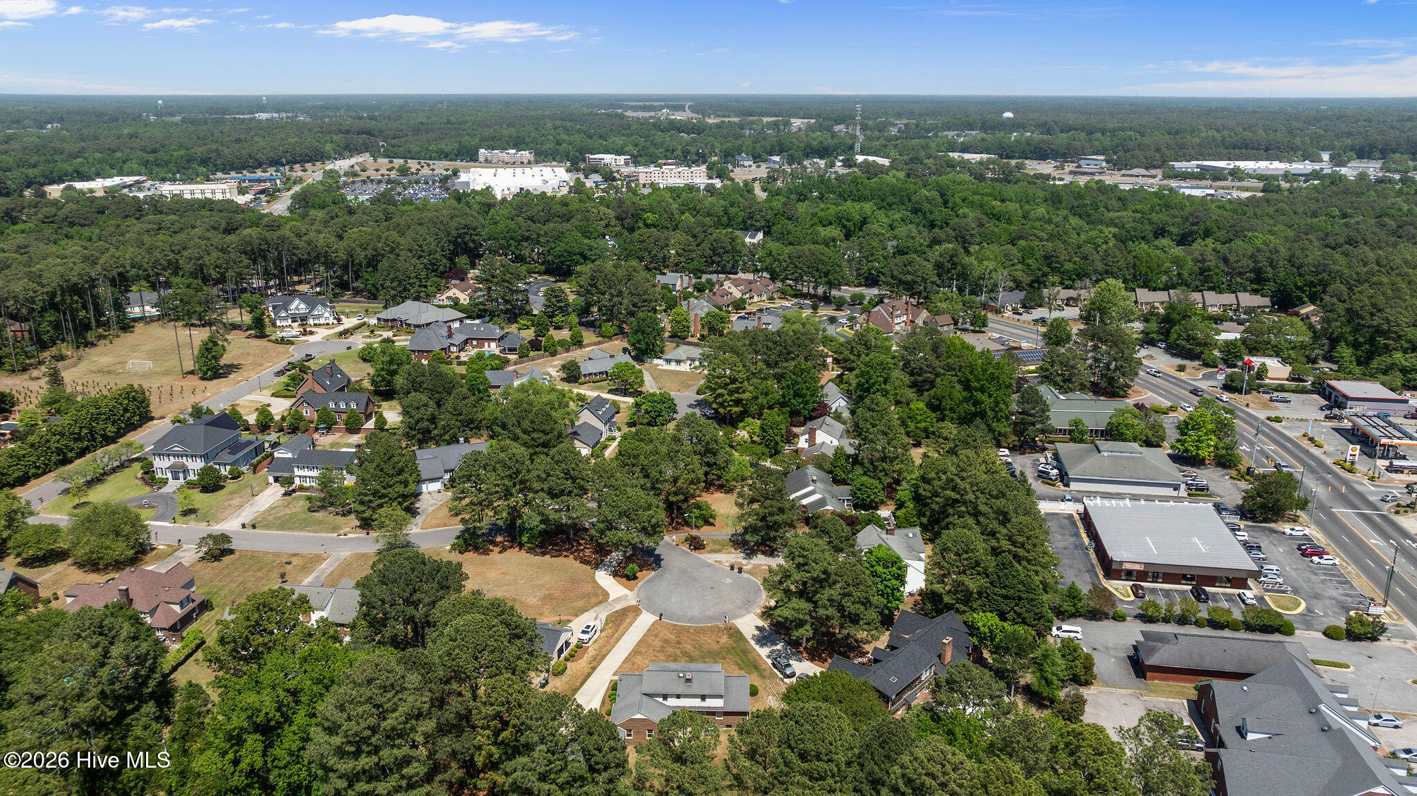 501 Pine Needles Court Property Photo 9