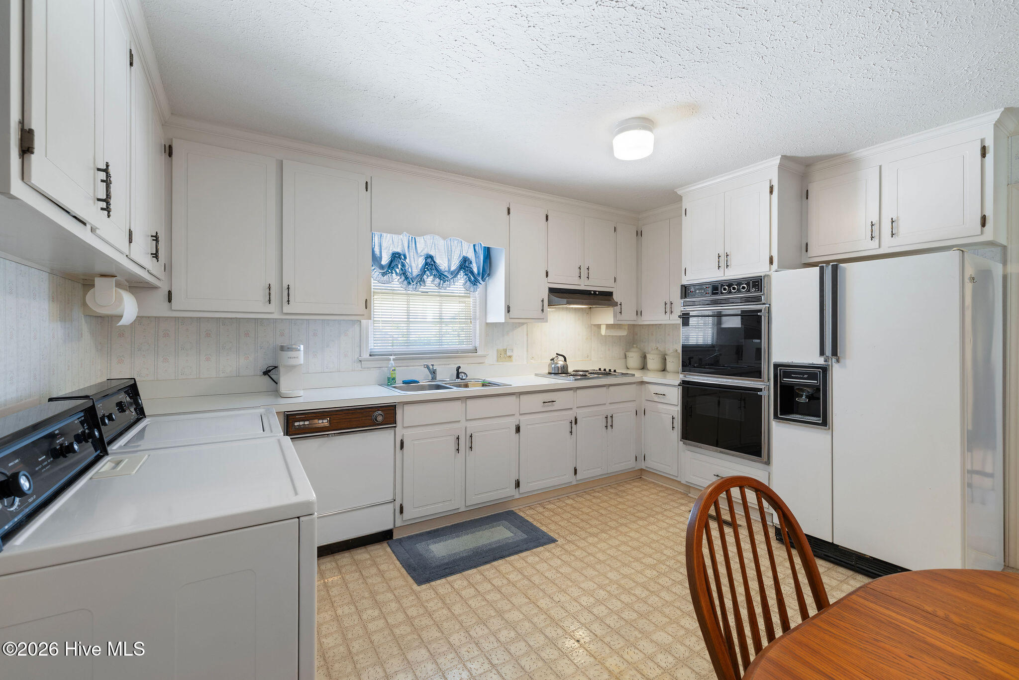 501 Pine Needles Court Property Photo 18