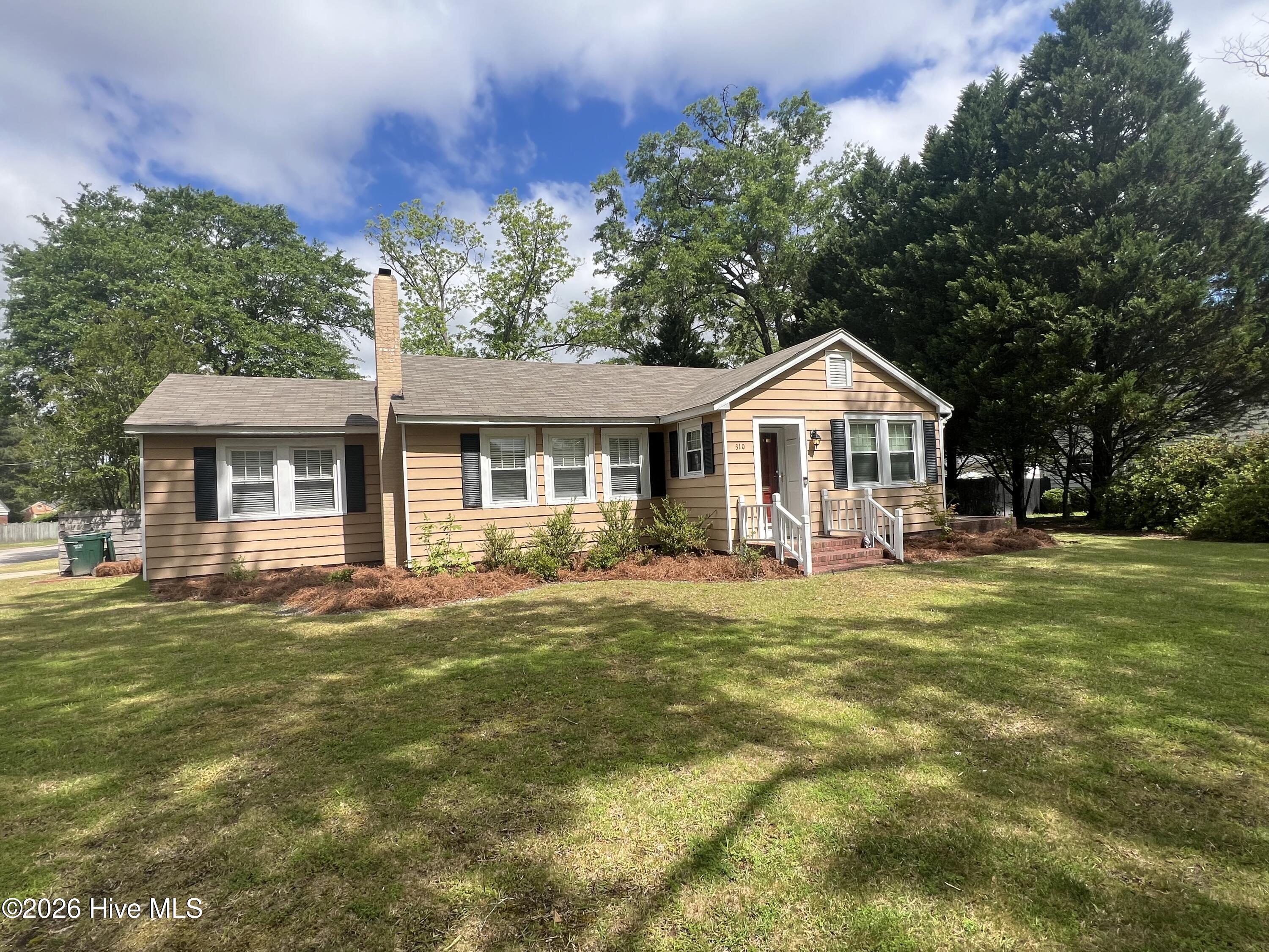 310 S Howard Circle Property Photo 5