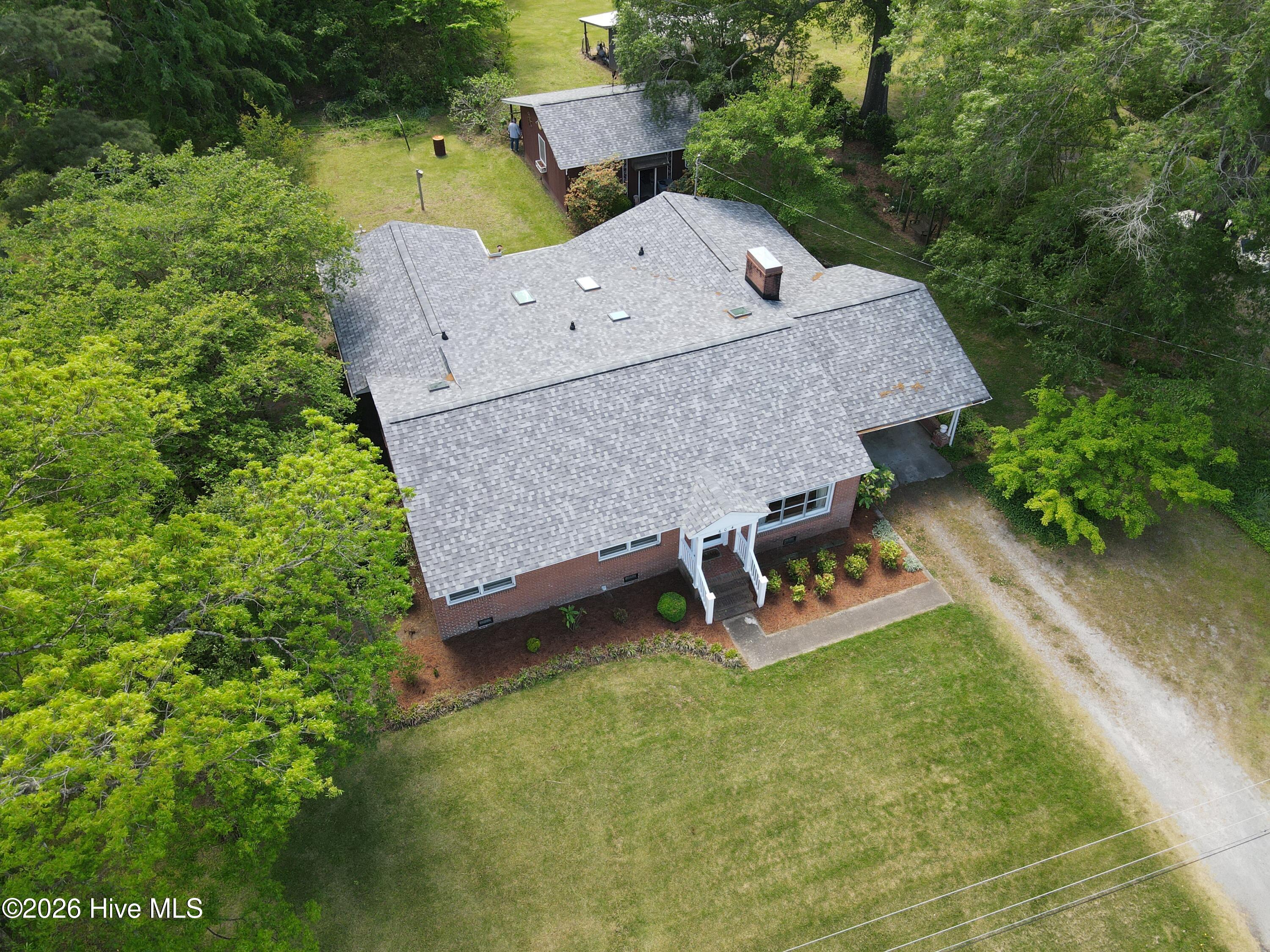 604 W Woodland Avenue Property Photo 6