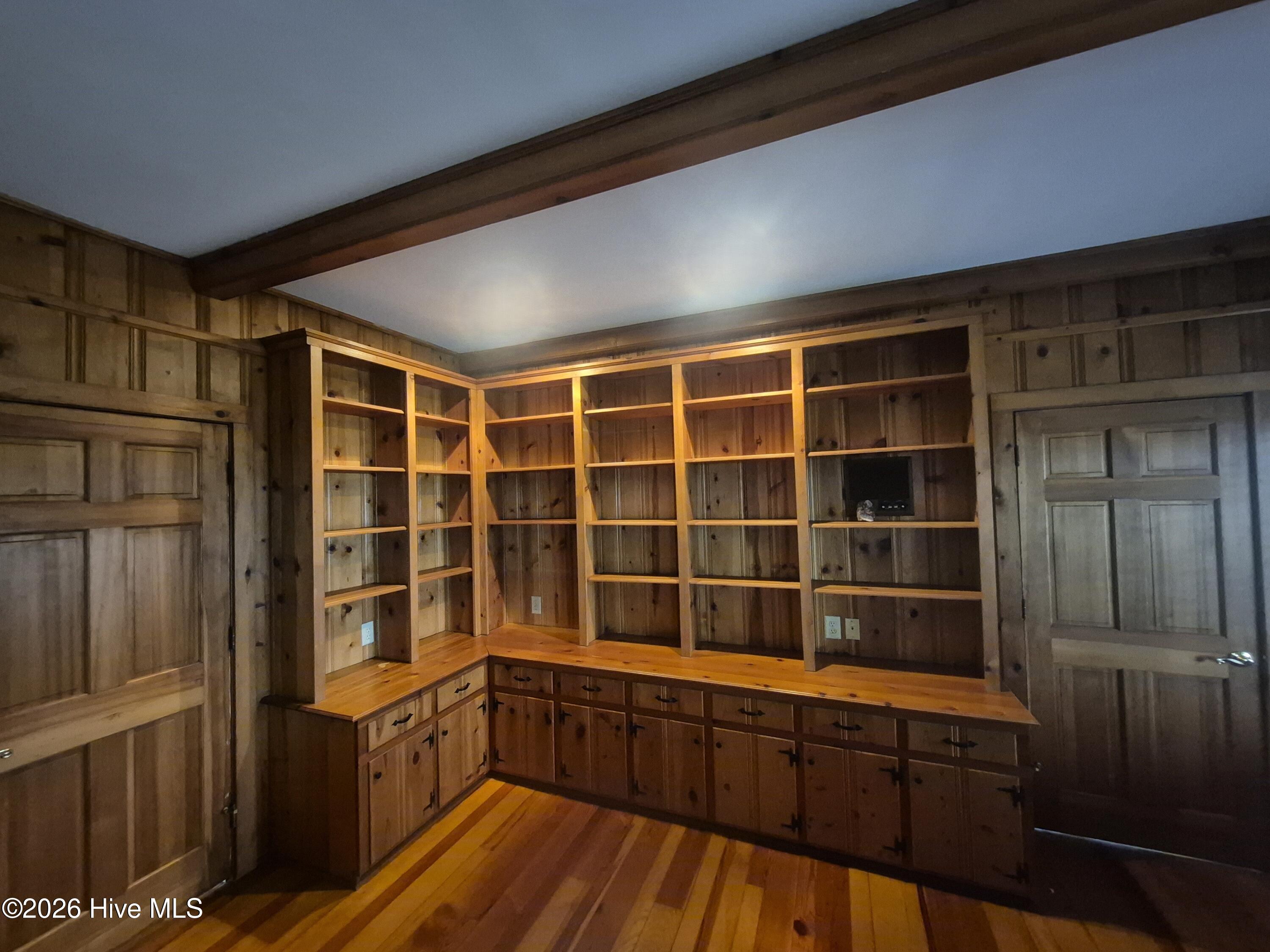 300 Cottonstone Lane Property Photo 6