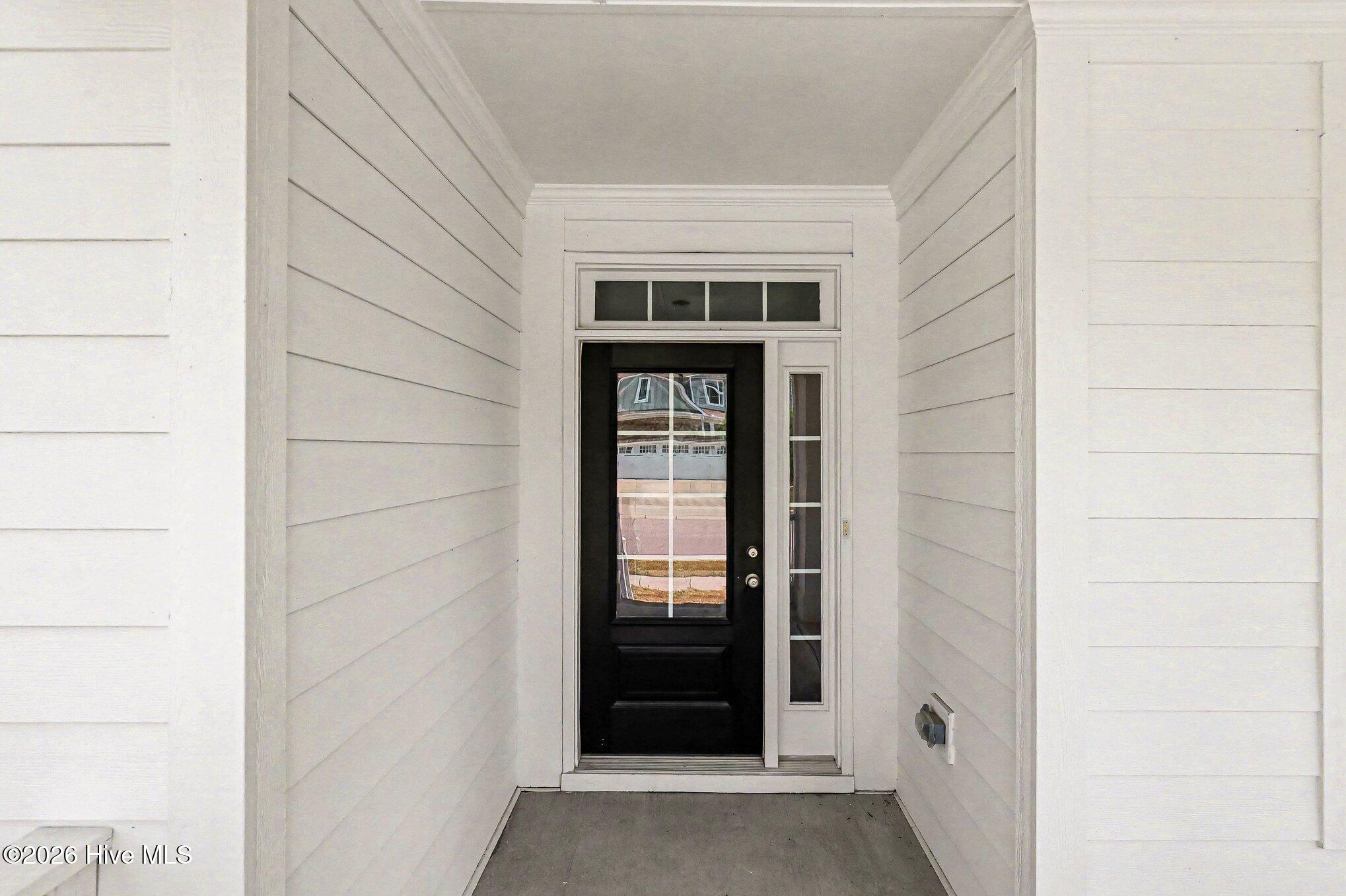 1018 Traditions Ridge Drive Property Photo 2