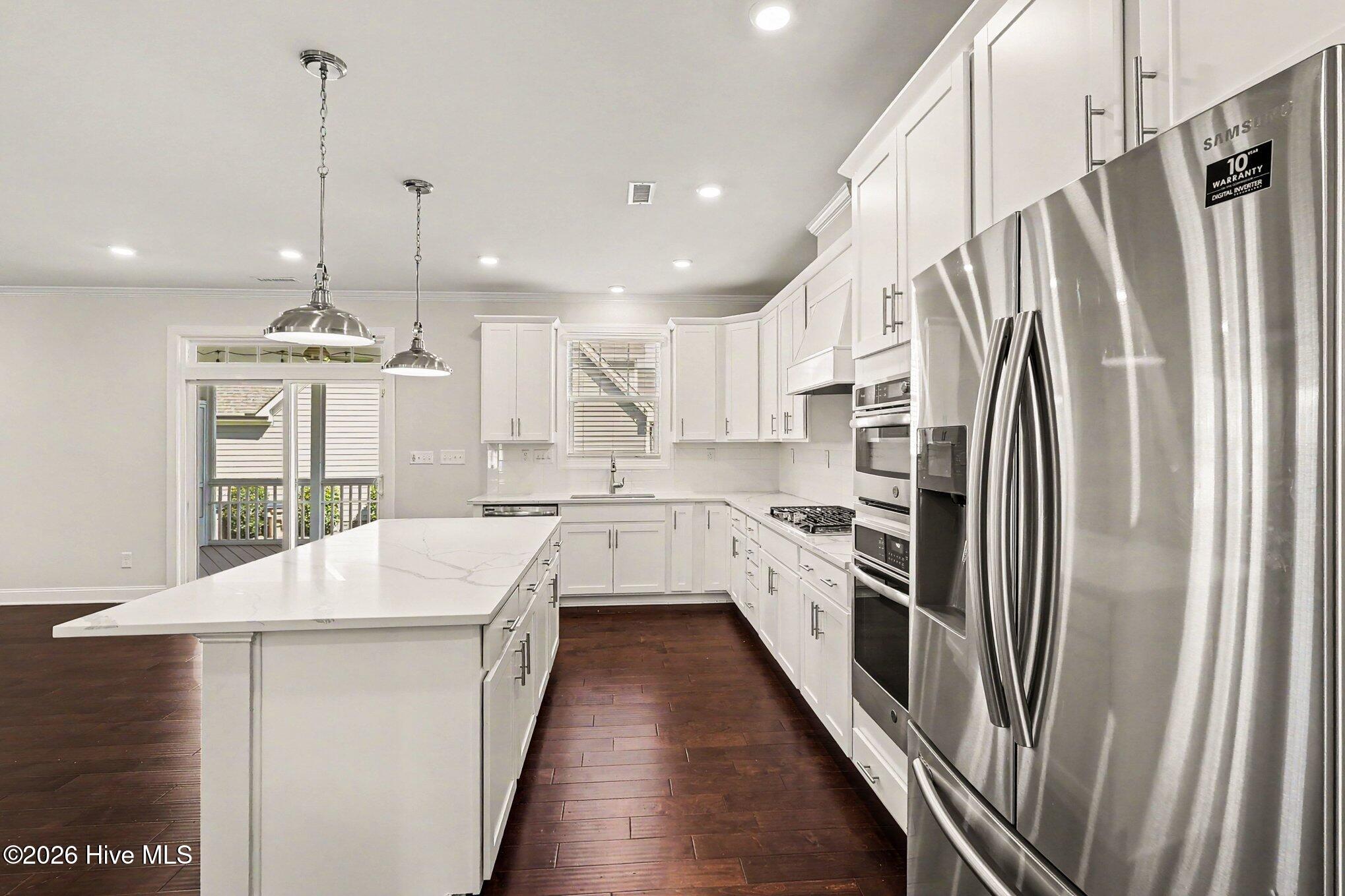 1018 Traditions Ridge Drive Property Photo 14