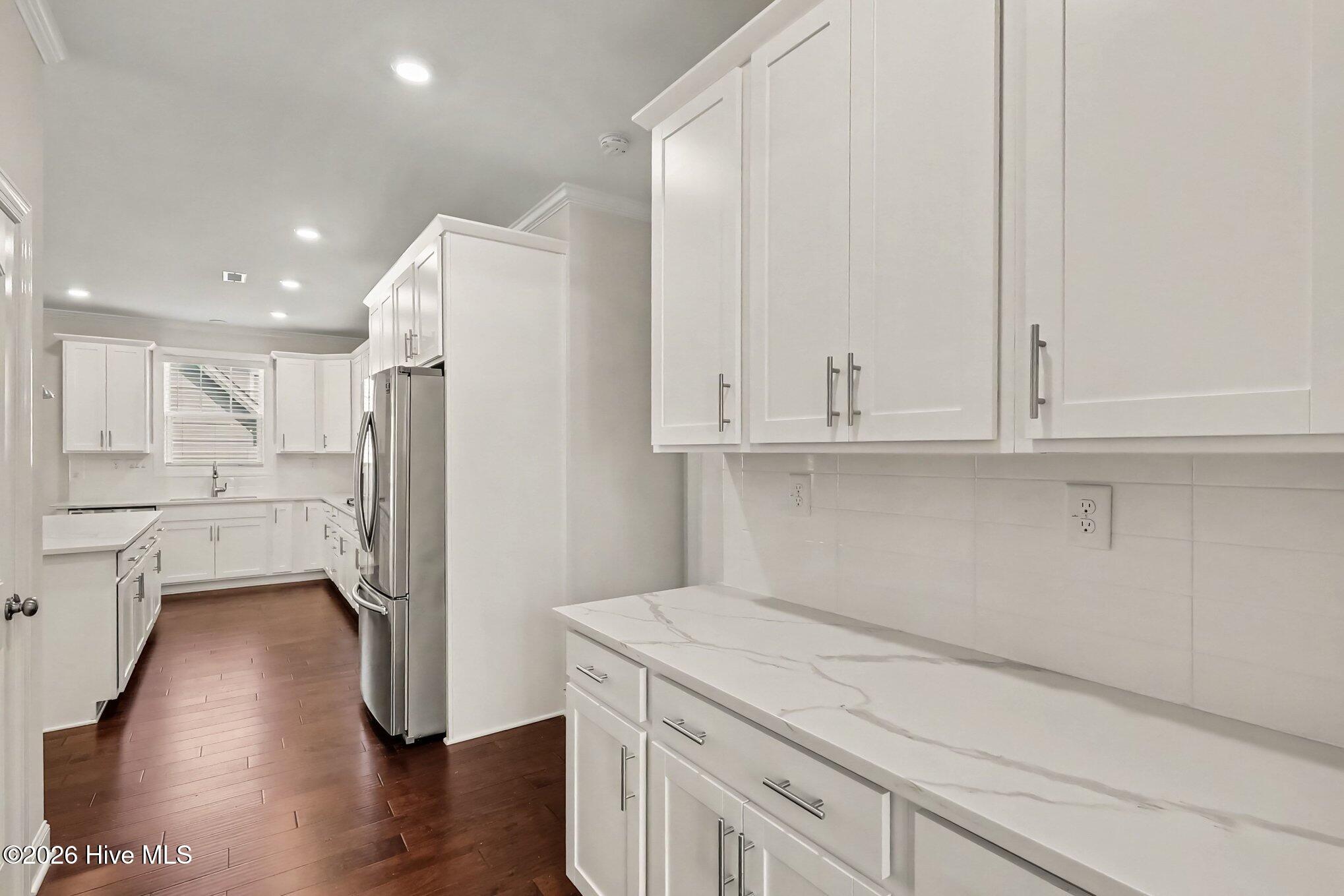 1018 Traditions Ridge Drive Property Photo 15